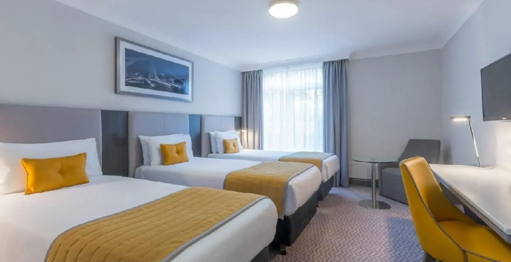 Triple Room in Maldron Hotel Parnell Square Dublin City Triple Room in Maldron Hotel Parnell Square Dublin City