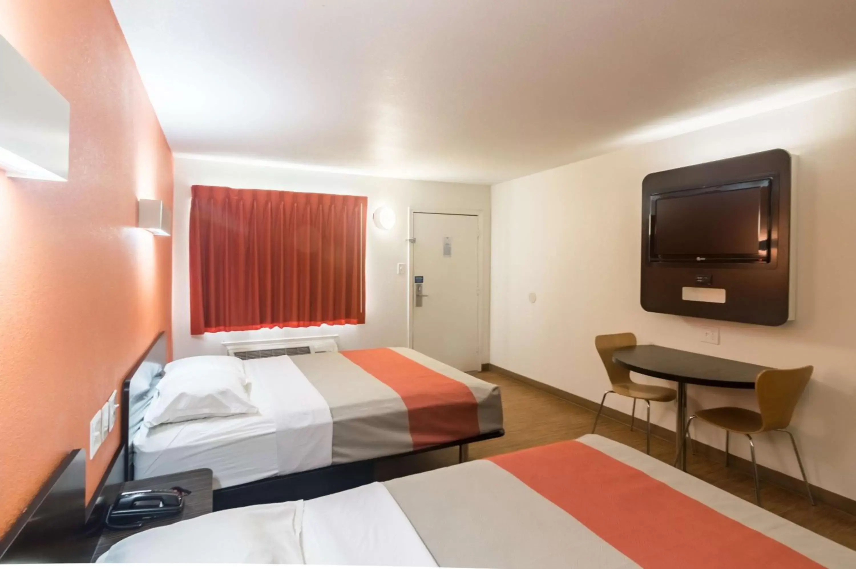 Queen Room with Two Queen Beds - Disability Access - Non-Smoking in Motel 6-Wichita Falls, TX - North Queen Room with Two Queen Beds - Disability Access - Non-Smoking in Motel 6-Wichita Falls, TX - North