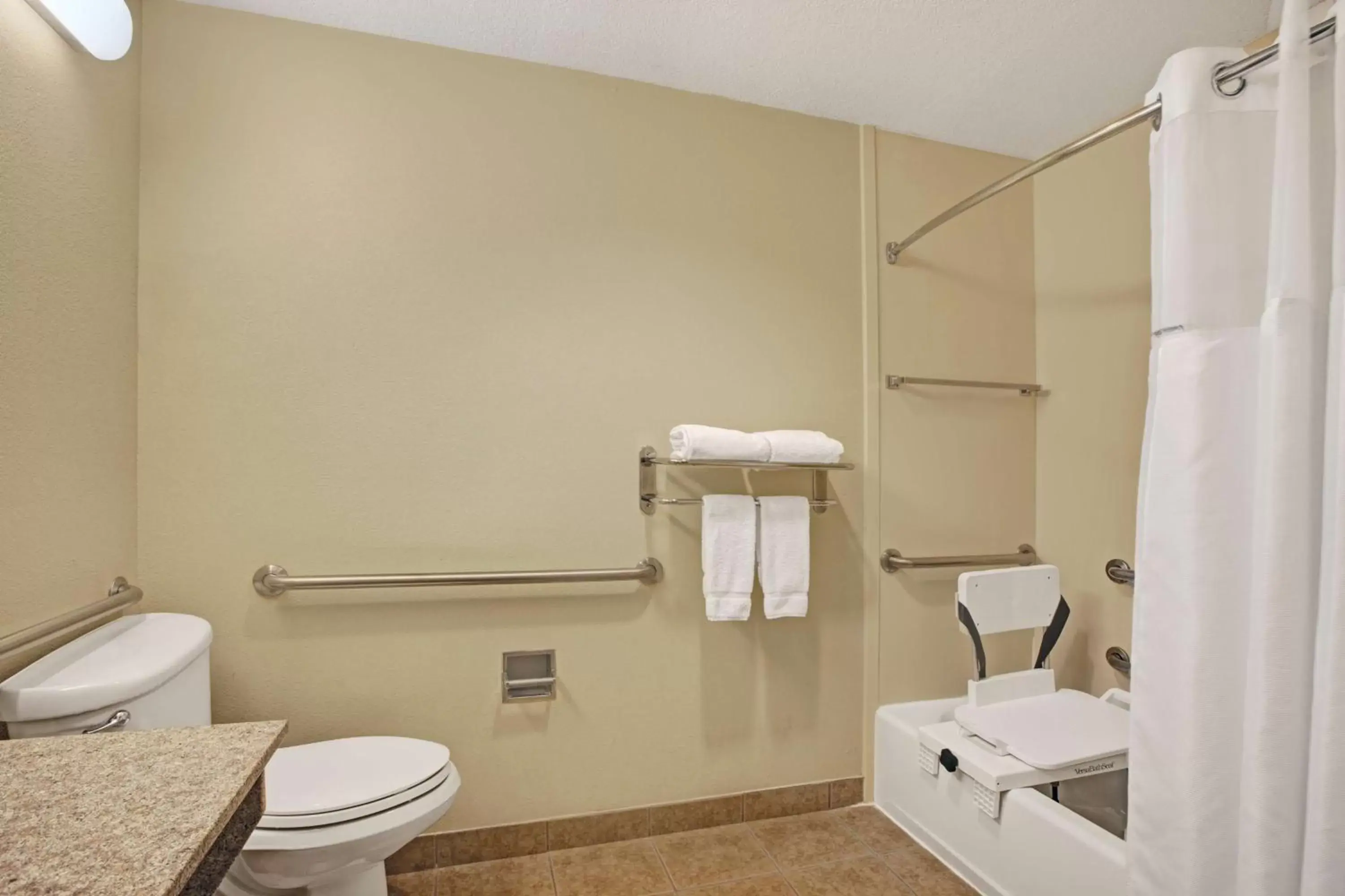 King Room with Roll-In Shower - Mobility/Hearing Accessible in Wingate by Wyndham Houston Bush Intercontinental Airport King Room with Roll-In Shower - Mobility/Hearing Accessible in Wingate by Wyndham Houston Bush Intercontinental Airport