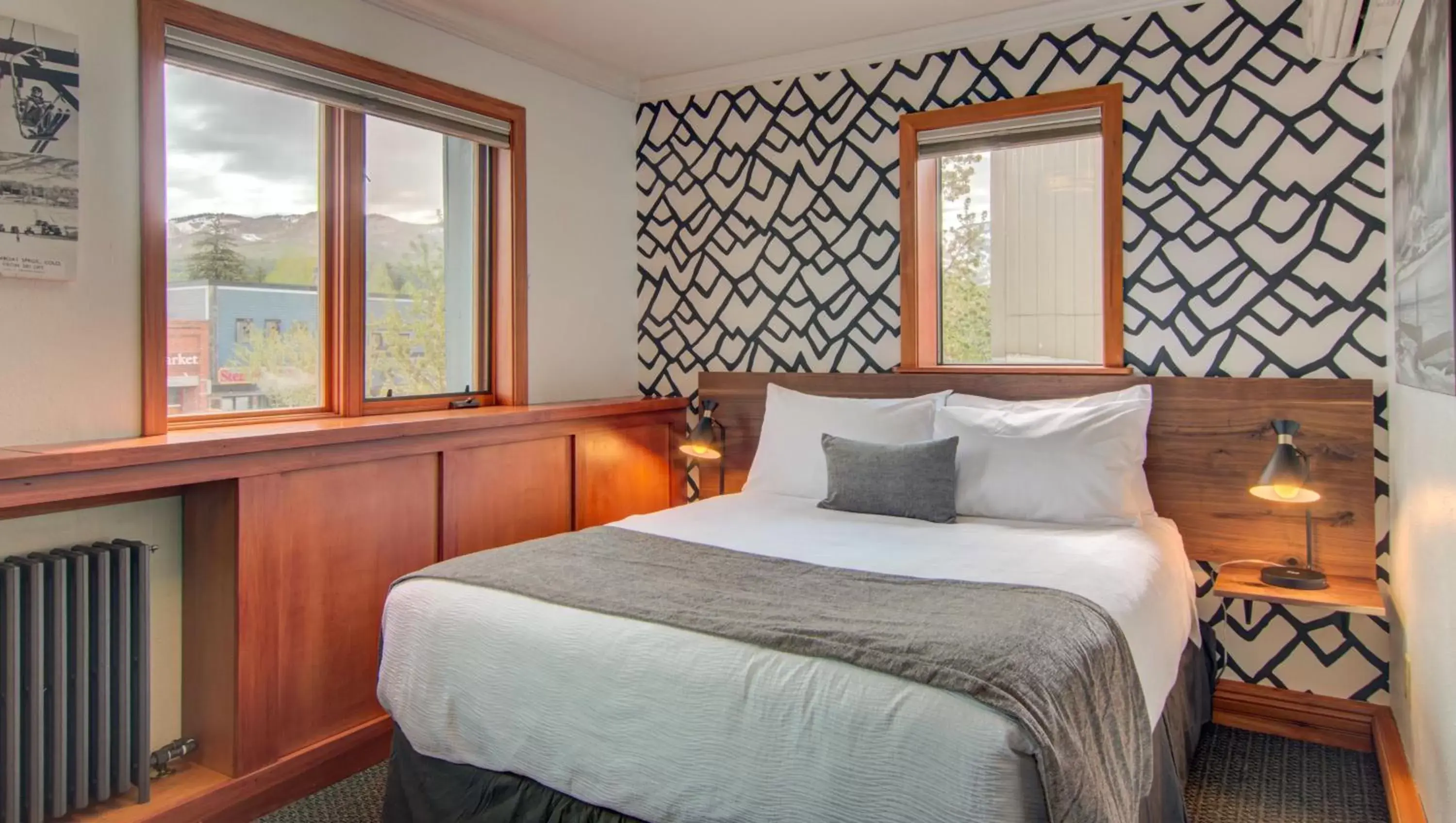 Executive Suite in The Bristol Hotel Executive Suite in The Bristol Hotel