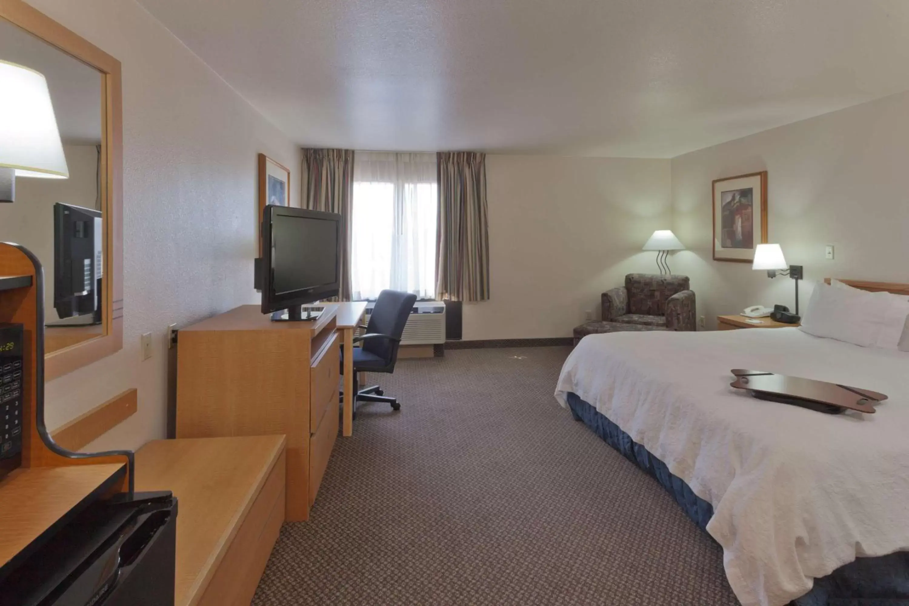 King Room - Hearing Access/Non-Smoking in Hampton Inn Las Vegas/Summerlin King Room - Hearing Access/Non-Smoking in Hampton Inn Las Vegas/Summerlin