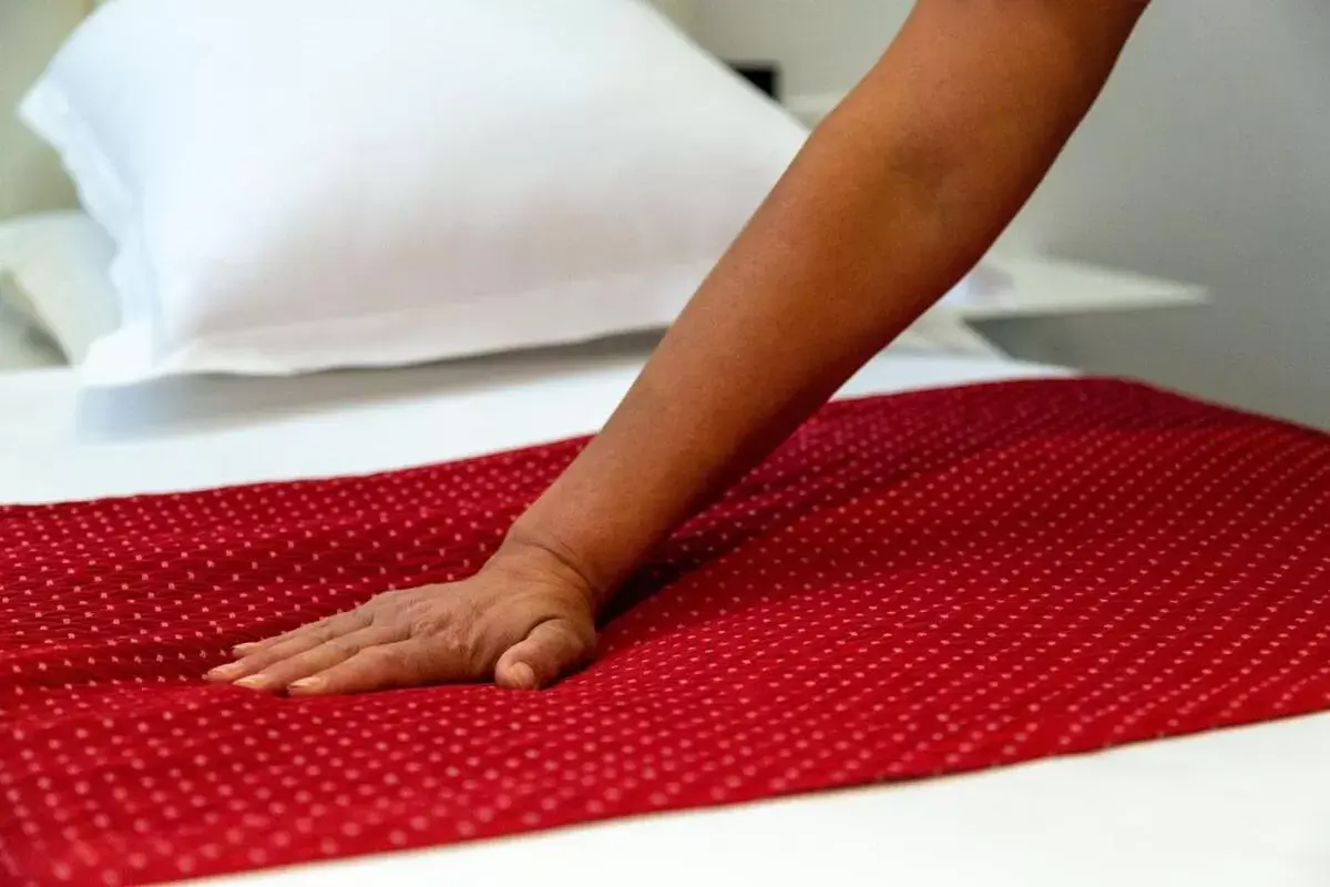 Deluxe Single Room in The Originals City, Hôtel Lecourbe, Paris Tour Eiffel Deluxe Single Room in The Originals City, Hôtel Lecourbe, Paris Tour Eiffel