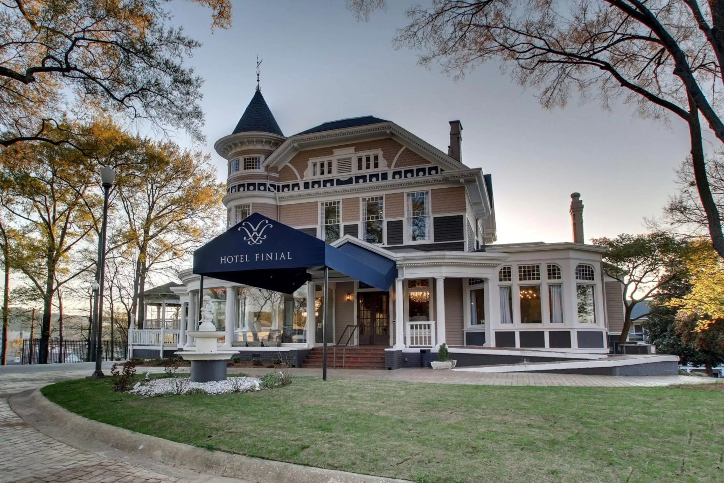 Hotel Finial BW Premier Collection Oxford - Anniston Hotel Finial BW Premier Collection Oxford - Anniston