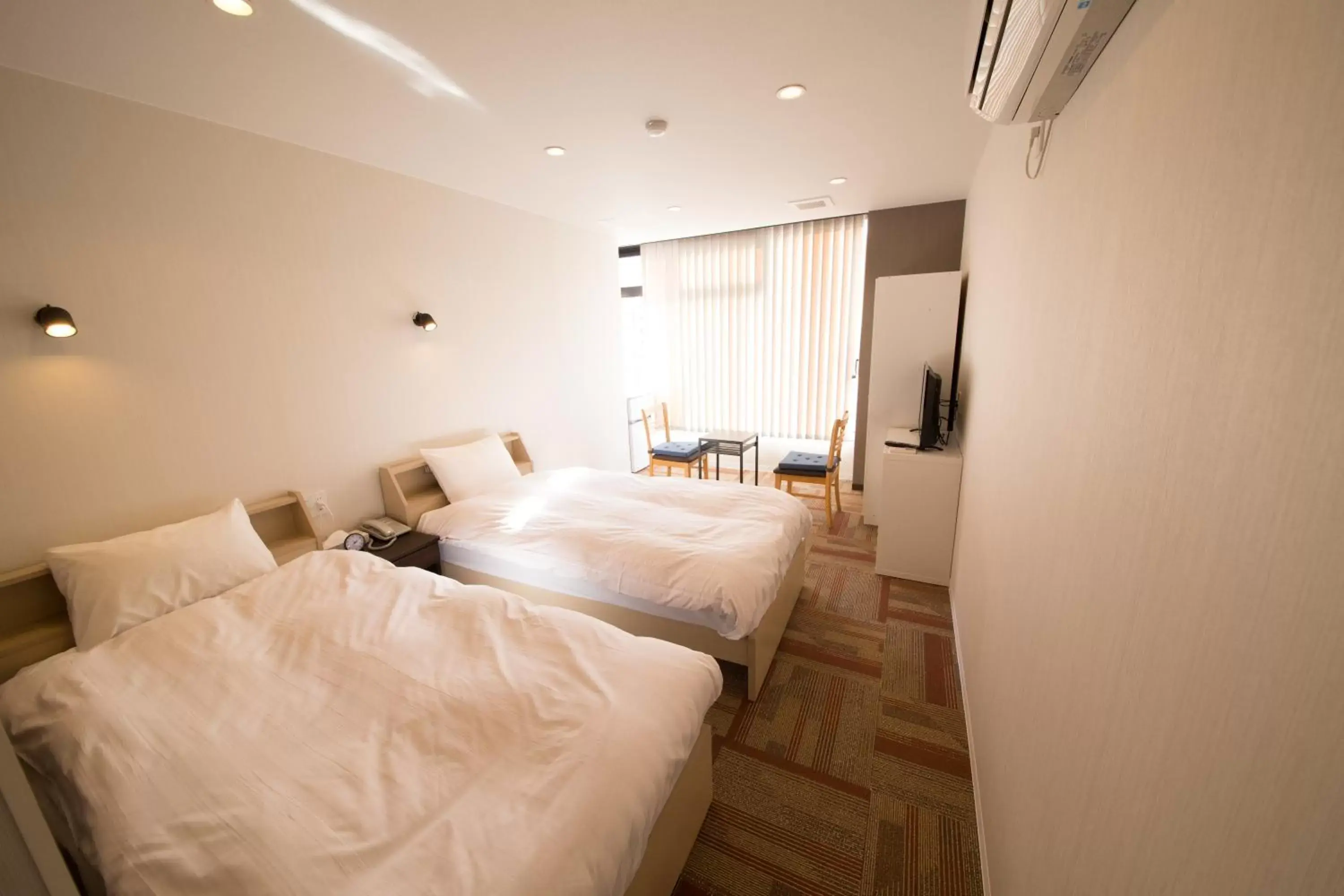 Superior Twin Room - single occupancy - Non-Smoking in City Kaigetsu Superior Twin Room - single occupancy - Non-Smoking in City Kaigetsu