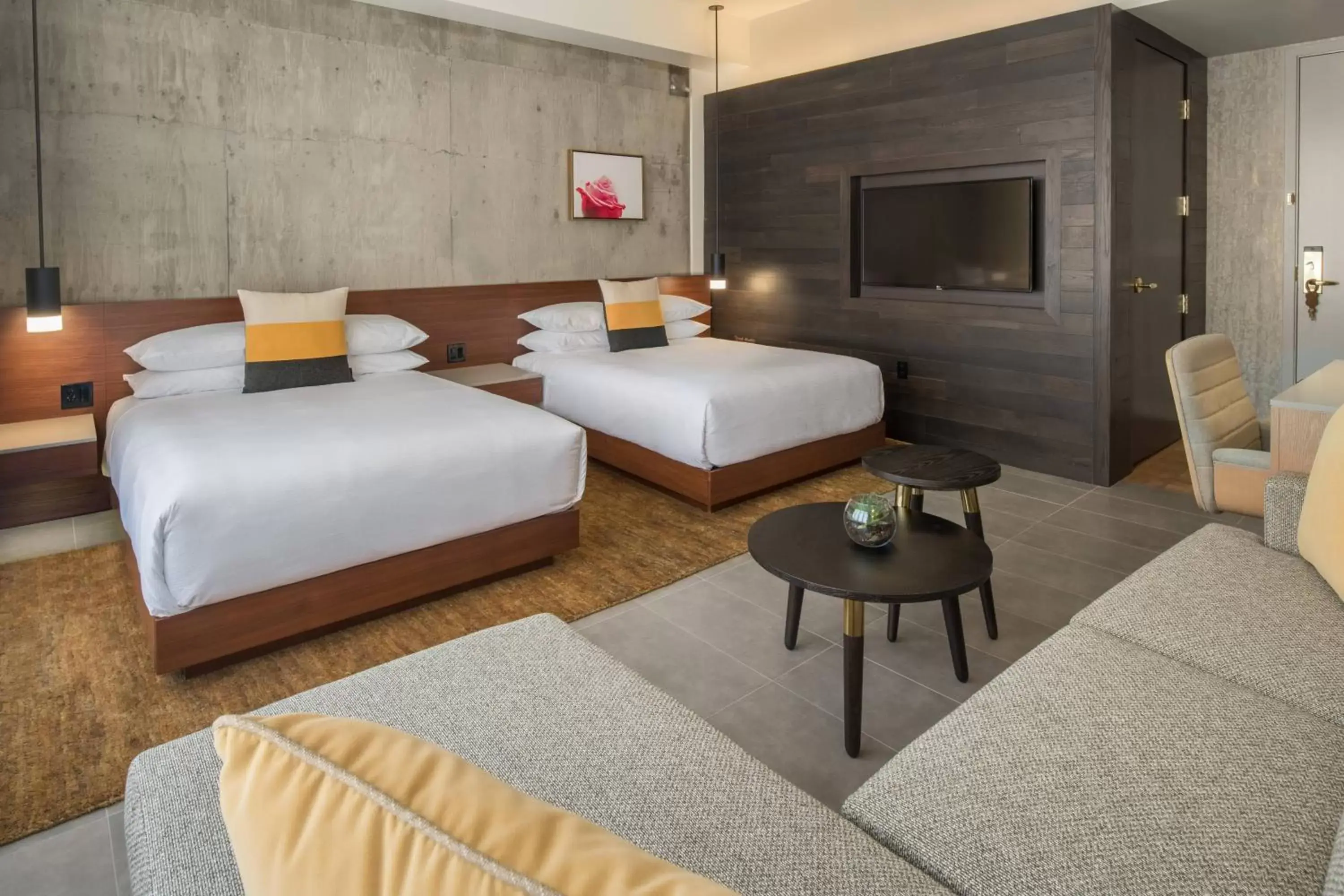 Deluxe Double Room with Two Double Beds in The Hi-Lo, Autograph Collection Deluxe Double Room with Two Double Beds in The Hi-Lo, Autograph Collection