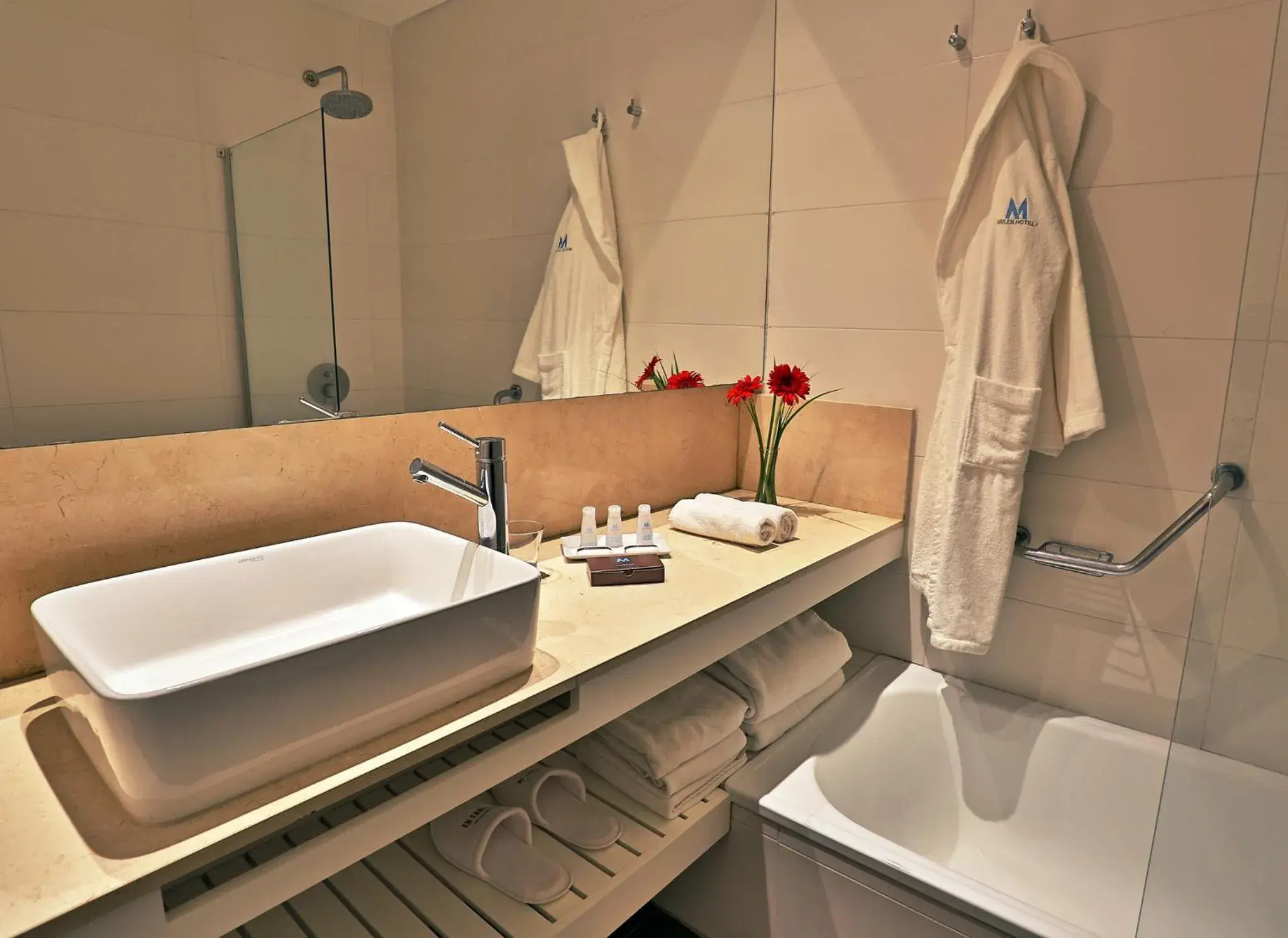 Standard Triple Studio in Mulen Hotel Tandil Standard Triple Studio in Mulen Hotel Tandil