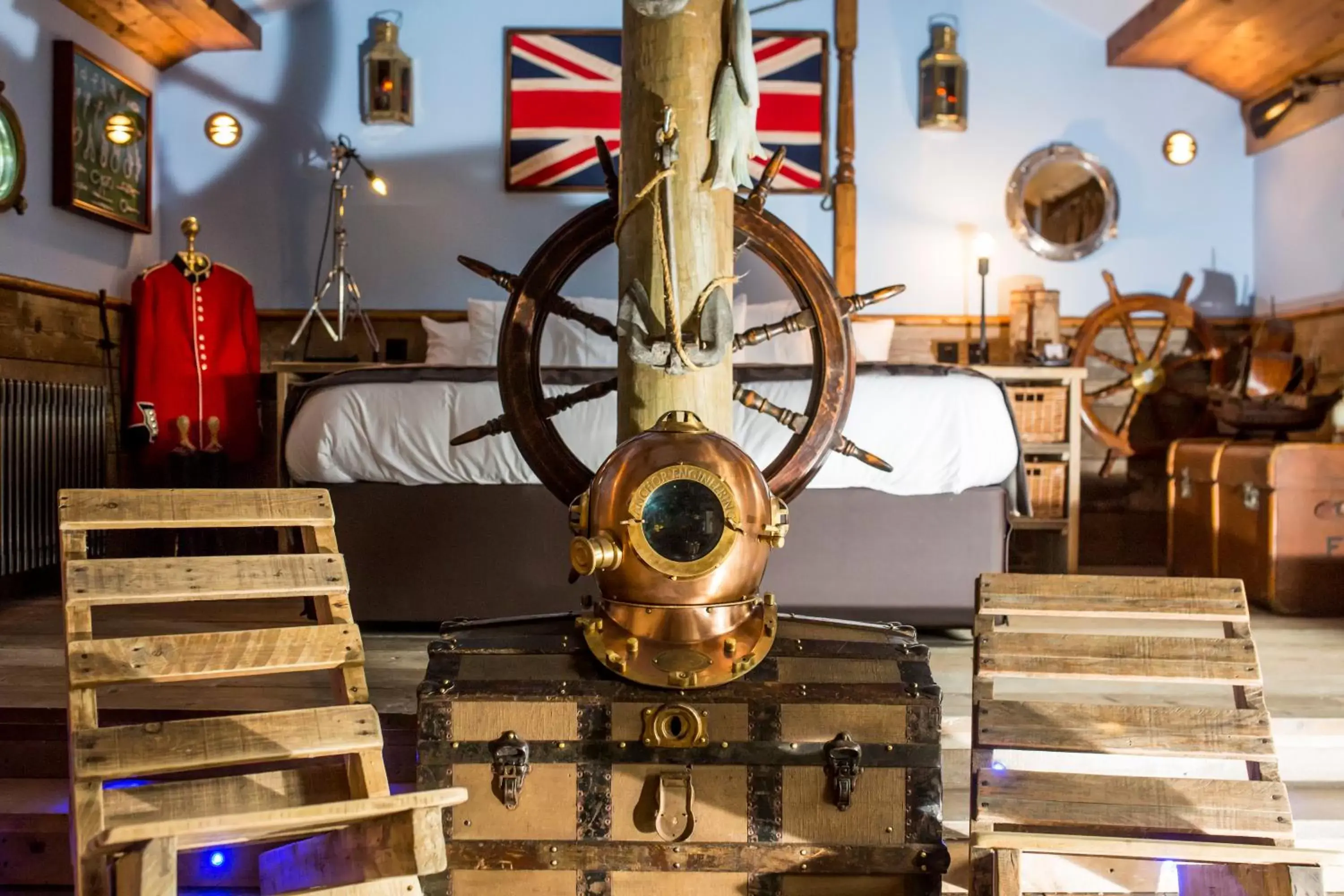 Captain Cooks Cabin with Hot Tub in South Causey Inn Captain Cooks Cabin with Hot Tub in South Causey Inn