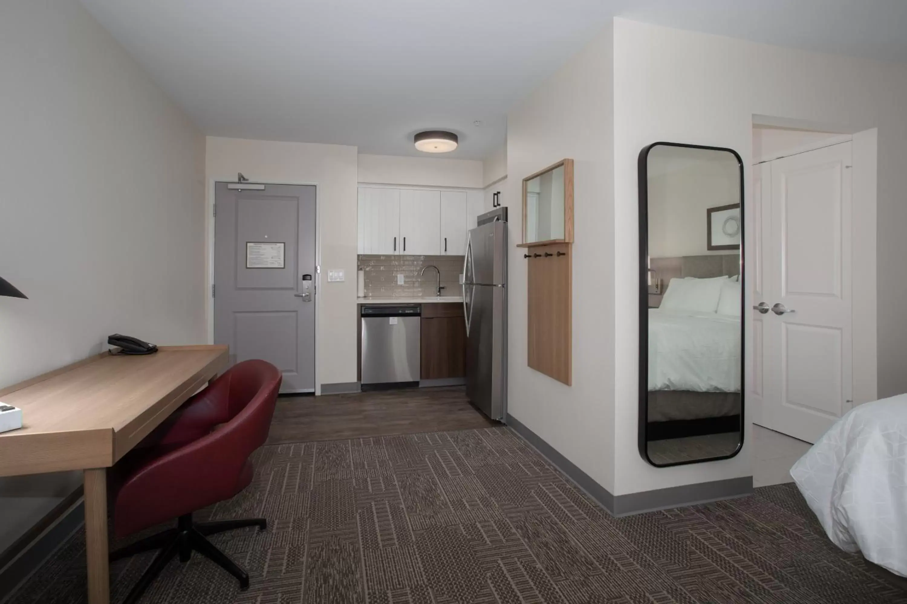 Studio King Suite - Communications Accessible in Staybridge Suites - Carson City - Tahoe Area by IHG Studio King Suite - Communications Accessible in Staybridge Suites - Carson City - Tahoe Area by IHG