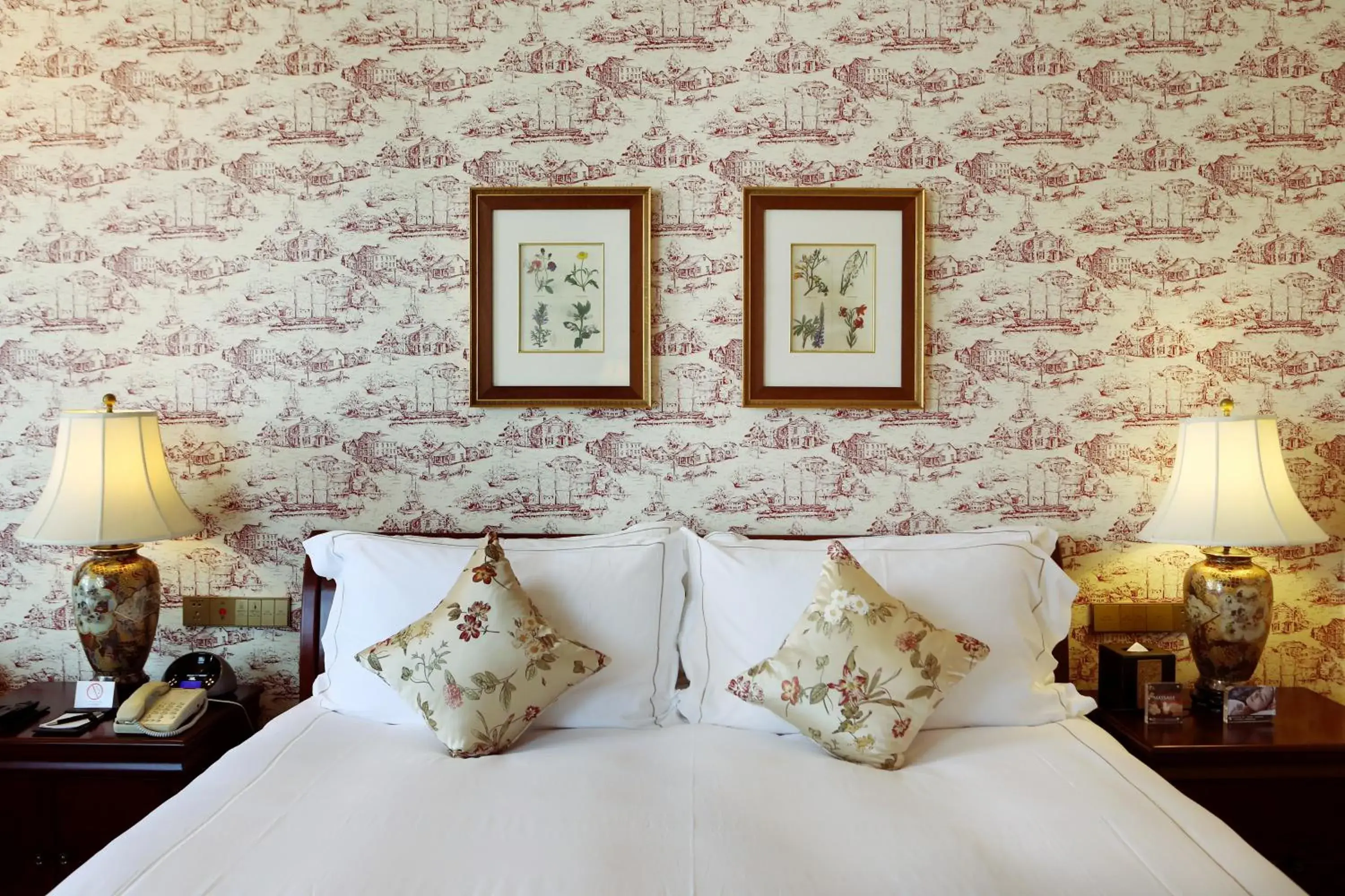 Premium Double or Twin Room in Hong Qiao State Guest House Premium Double or Twin Room in Hong Qiao State Guest House