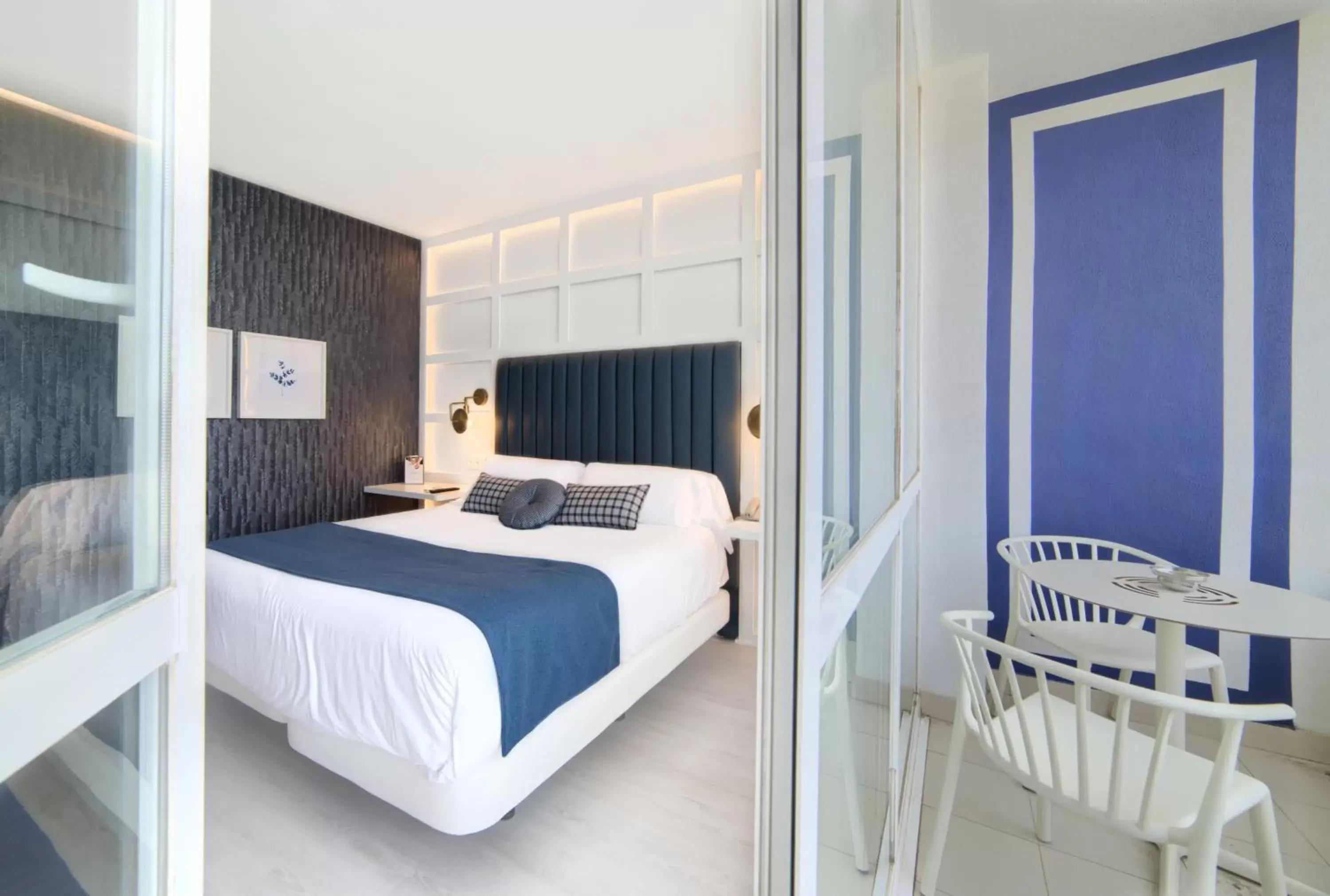 Deluxe Double Room with Terrace - single occupancy in Hotel Luze El Villa Deluxe Double Room with Terrace - single occupancy in Hotel Luze El Villa