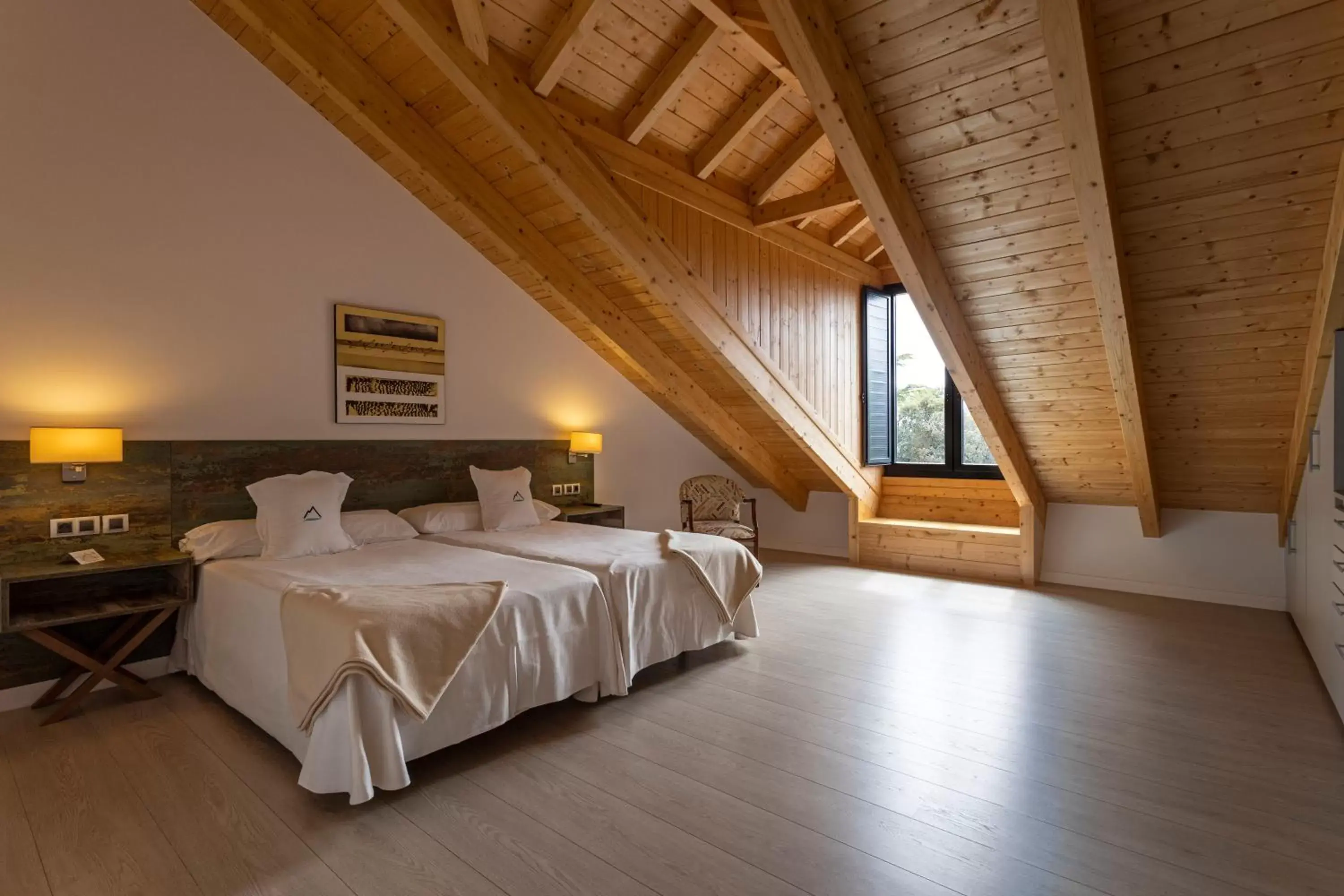 Double Room - Disability Access in The Rock Suites & Spa Double Room - Disability Access in The Rock Suites & Spa