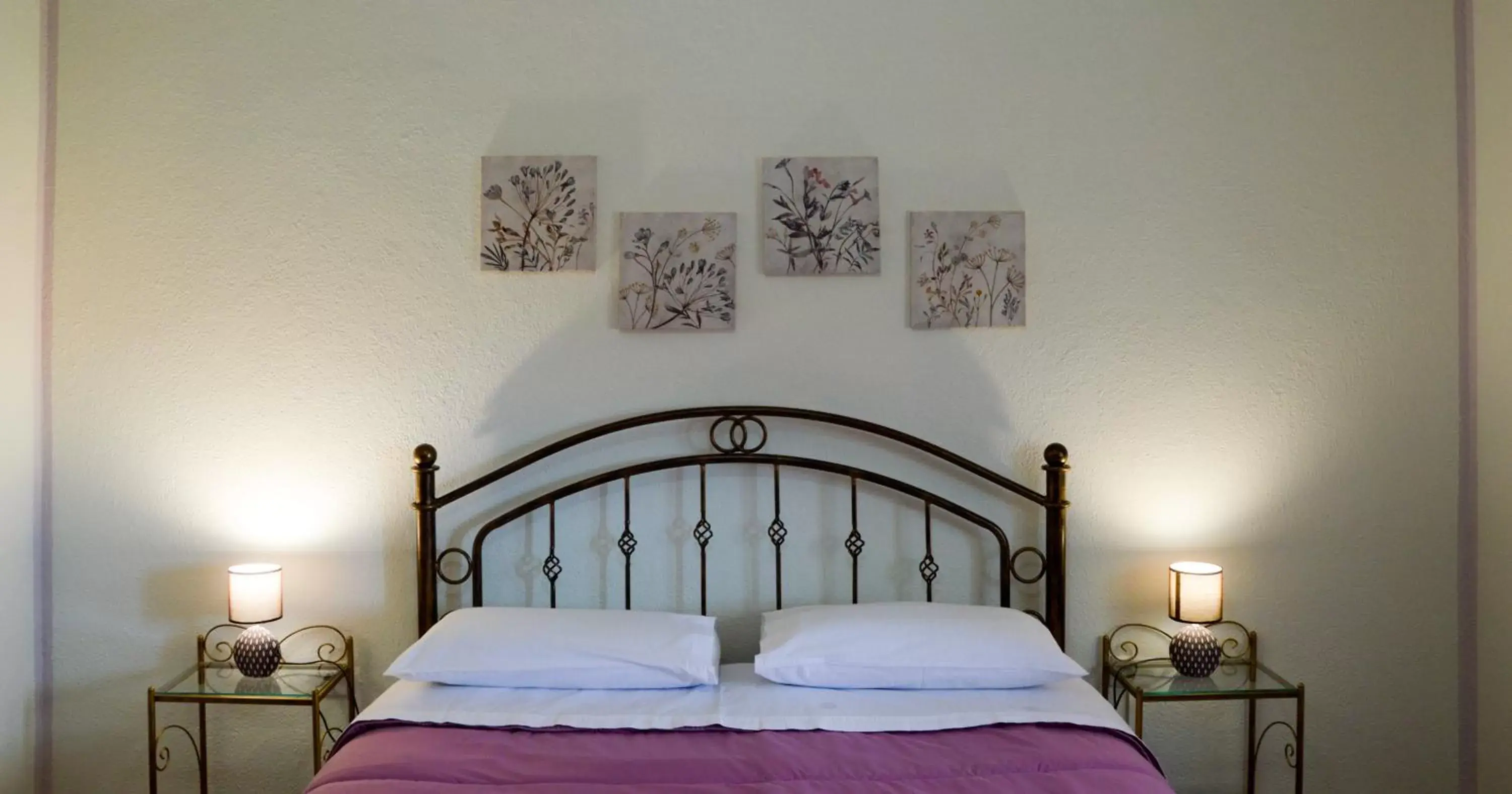 Triple Room with Private External Bathroom in B&B La Genziana Triple Room with Private External Bathroom in B&B La Genziana