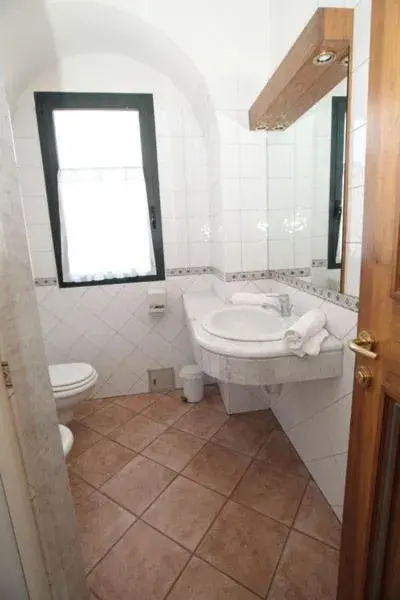 Double Room with Sea View in Hotel Belvedere Double Room with Sea View in Hotel Belvedere