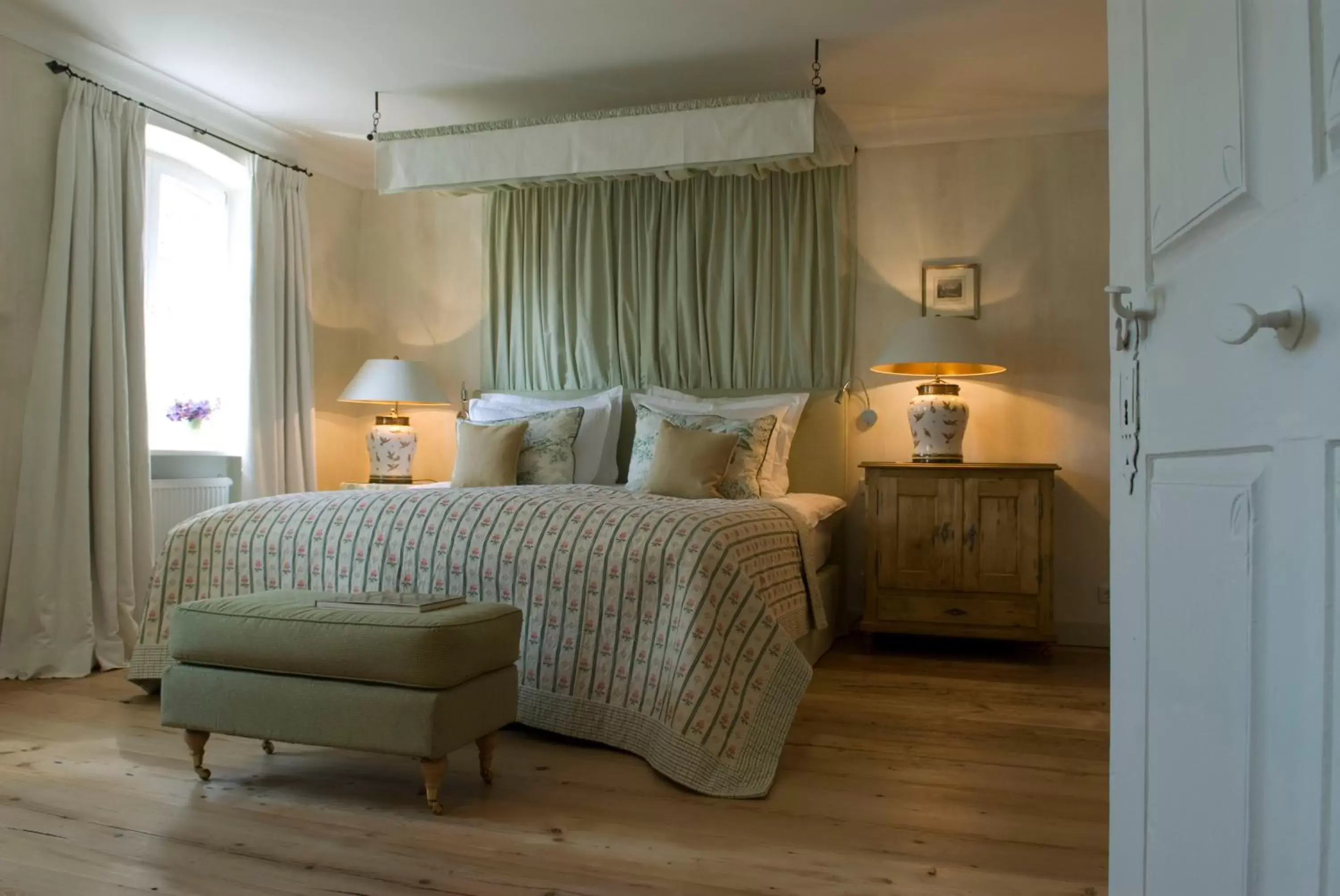 Junior Suite - single occupancy in Brauereigasthof-Hotel Aying Junior Suite - single occupancy in Brauereigasthof-Hotel Aying