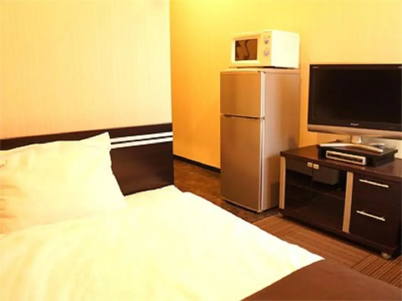 Double Room with Small Double Bed - single occupancy - Smoking in HOTEL LiVEMAX BUDGET Esaka Double Room with Small Double Bed - single occupancy - Smoking in HOTEL LiVEMAX BUDGET Esaka