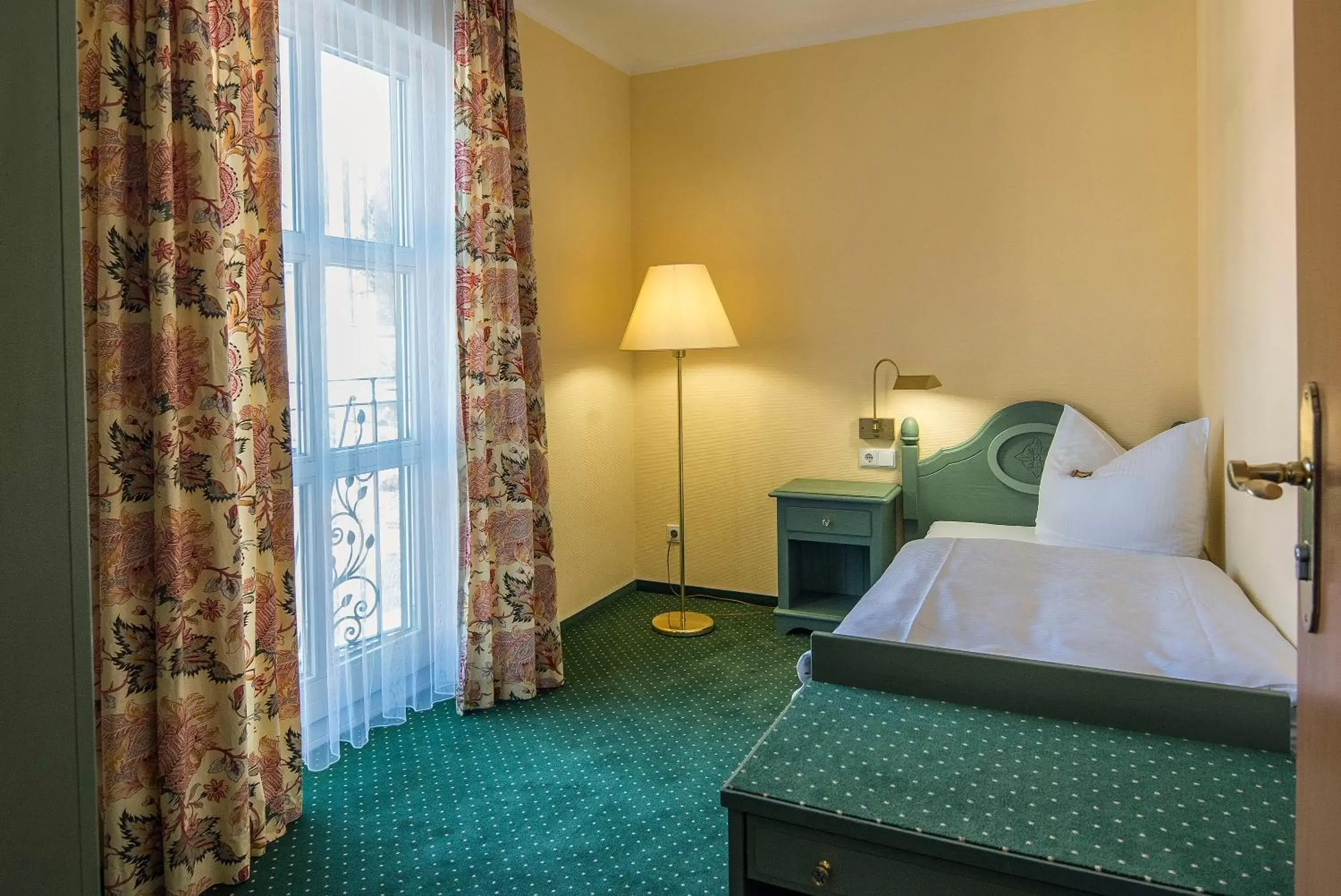 Triple Room in Hotel Herzog Georg Triple Room in Hotel Herzog Georg