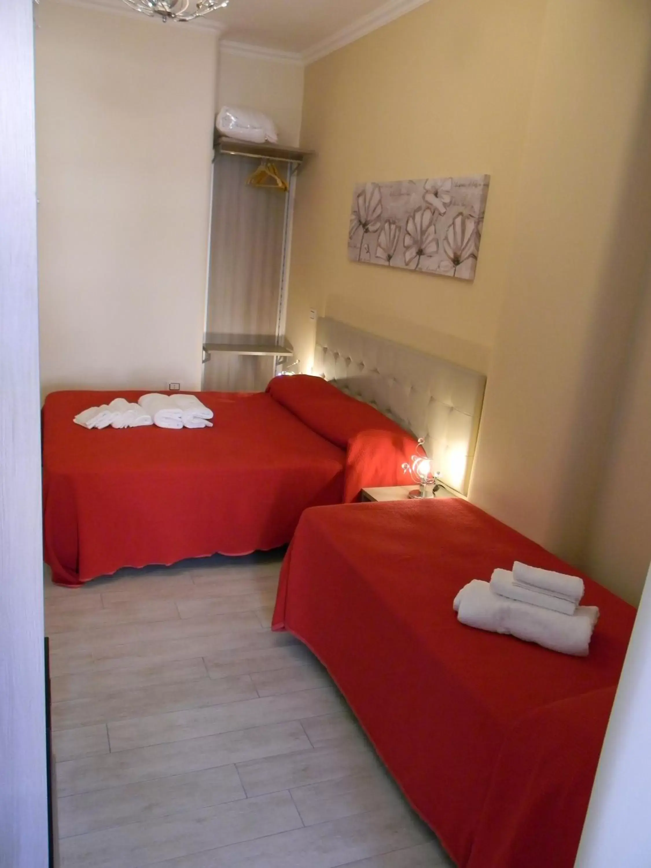 Triple Room with Balcony in Tropeacentro Triple Room with Balcony in Tropeacentro