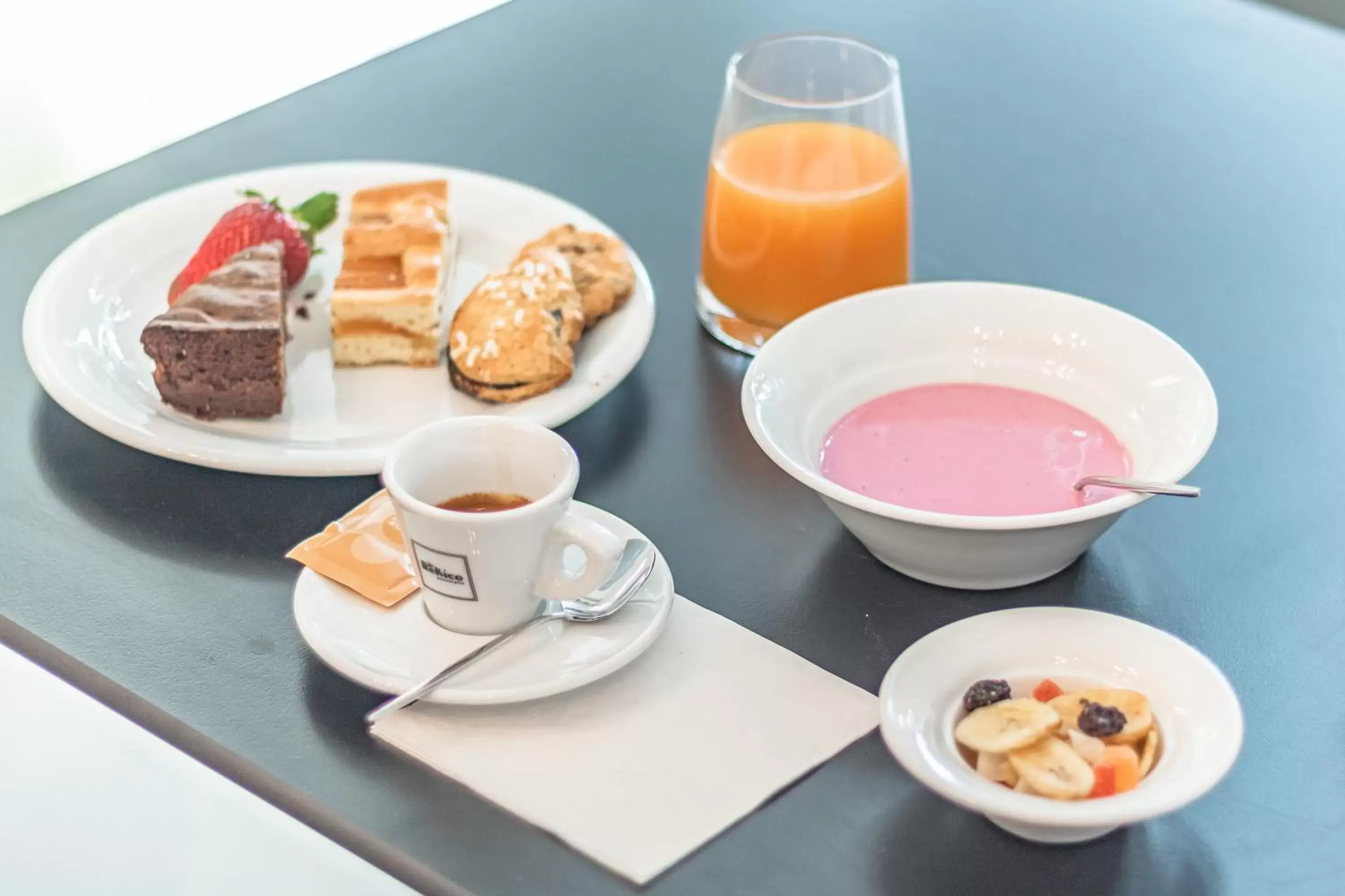 Double or Twin Room in Betulle61 Double or Twin Room in Betulle61