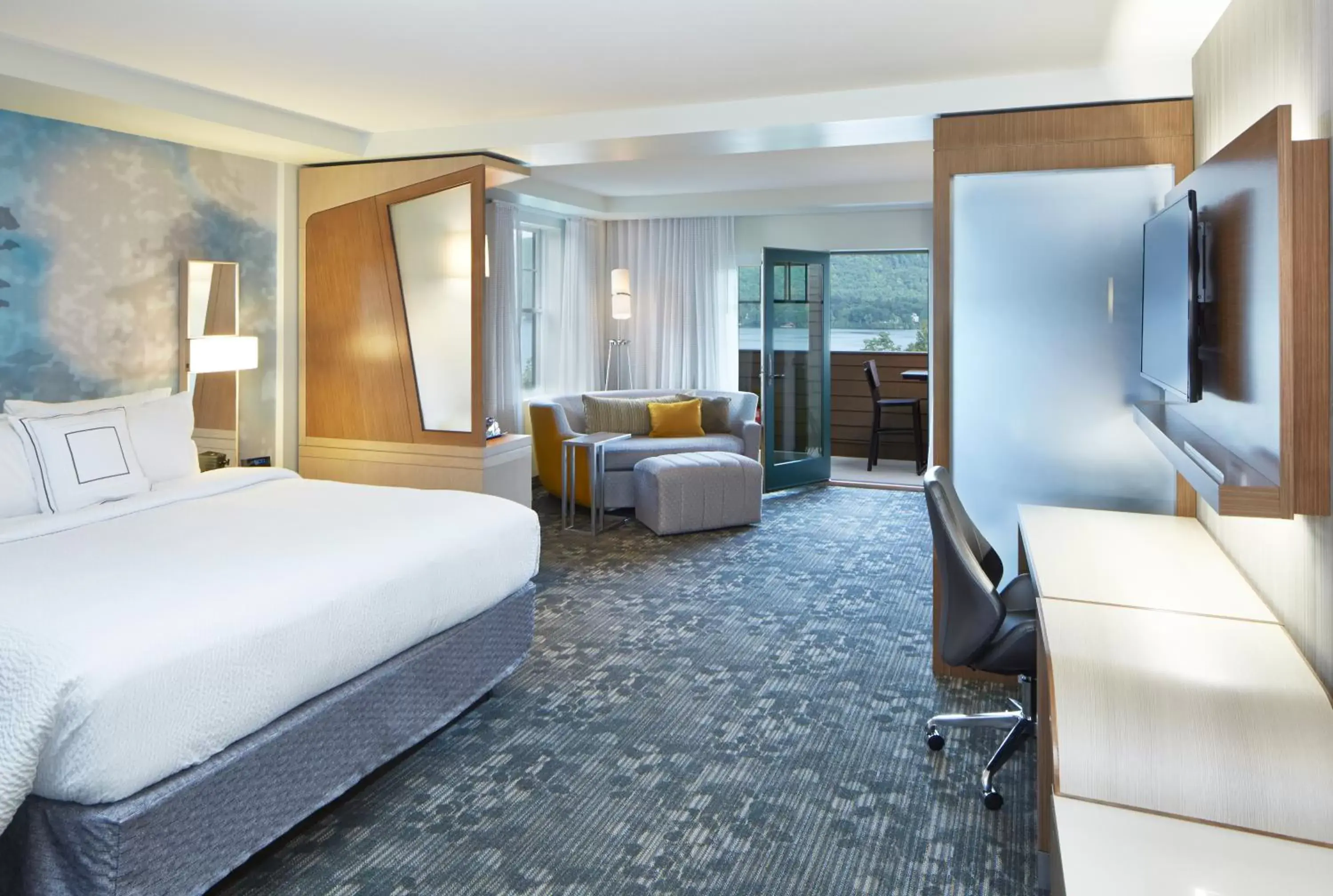 King Room with Balcony and Lake View in Courtyard by Marriott Lake George King Room with Balcony and Lake View in Courtyard by Marriott Lake George