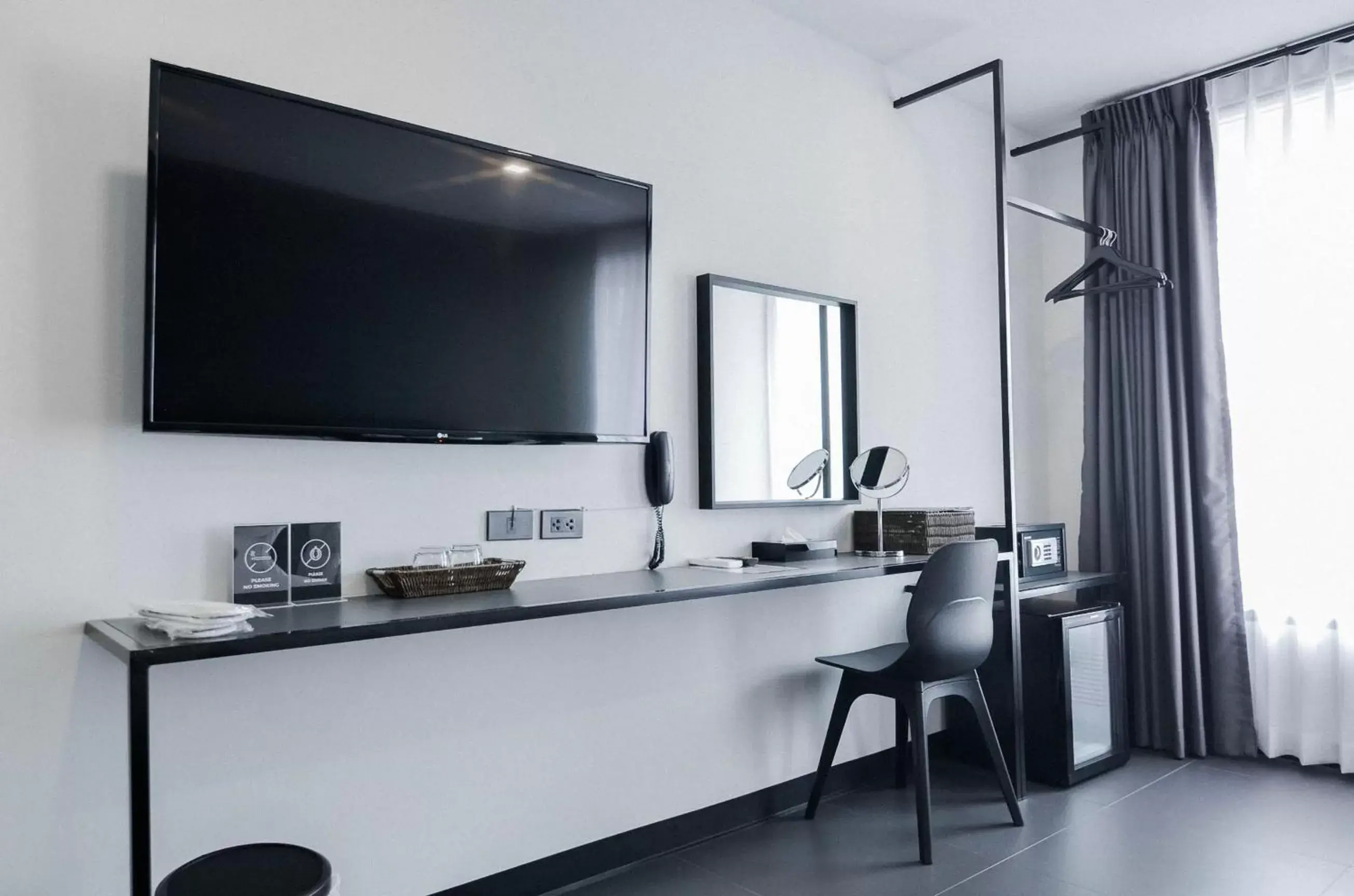 Standard Twin Room in CREW Hotel Standard Twin Room in CREW Hotel