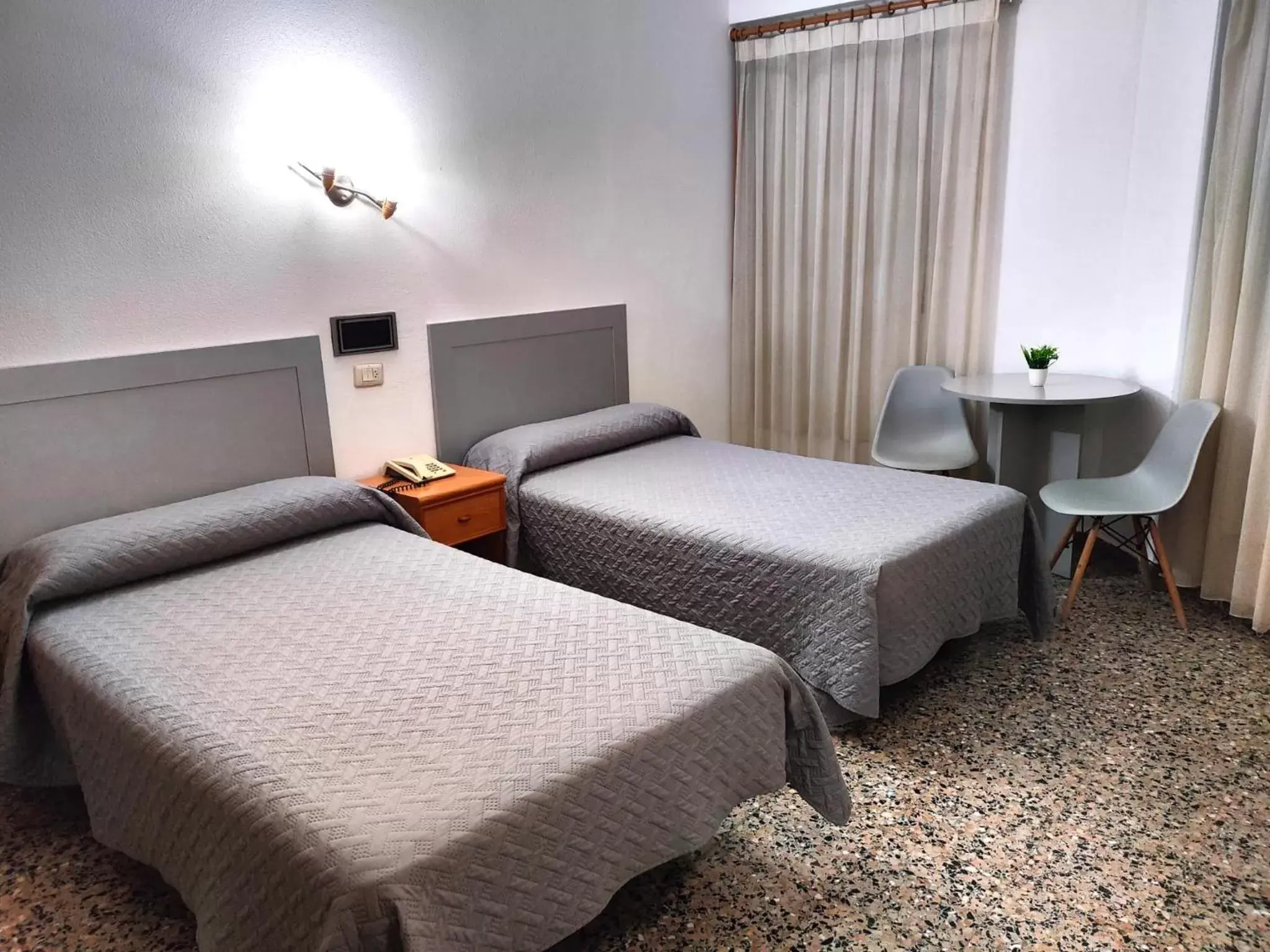 Double or Twin Room in Hotel Cogullada Double or Twin Room in Hotel Cogullada
