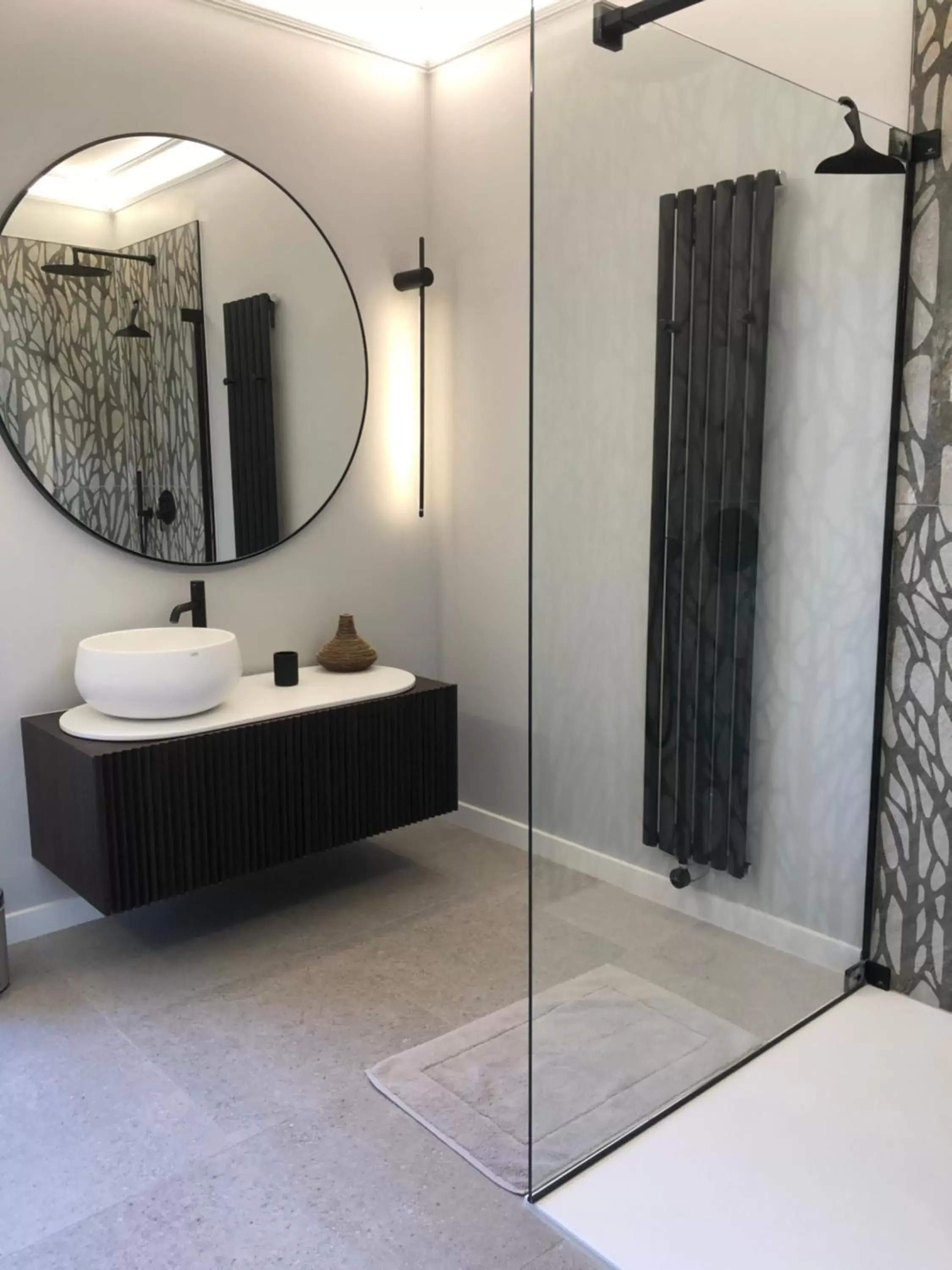 Deluxe Queen Suite in Domaine de La Mazure Deluxe Queen Suite in Domaine de La Mazure