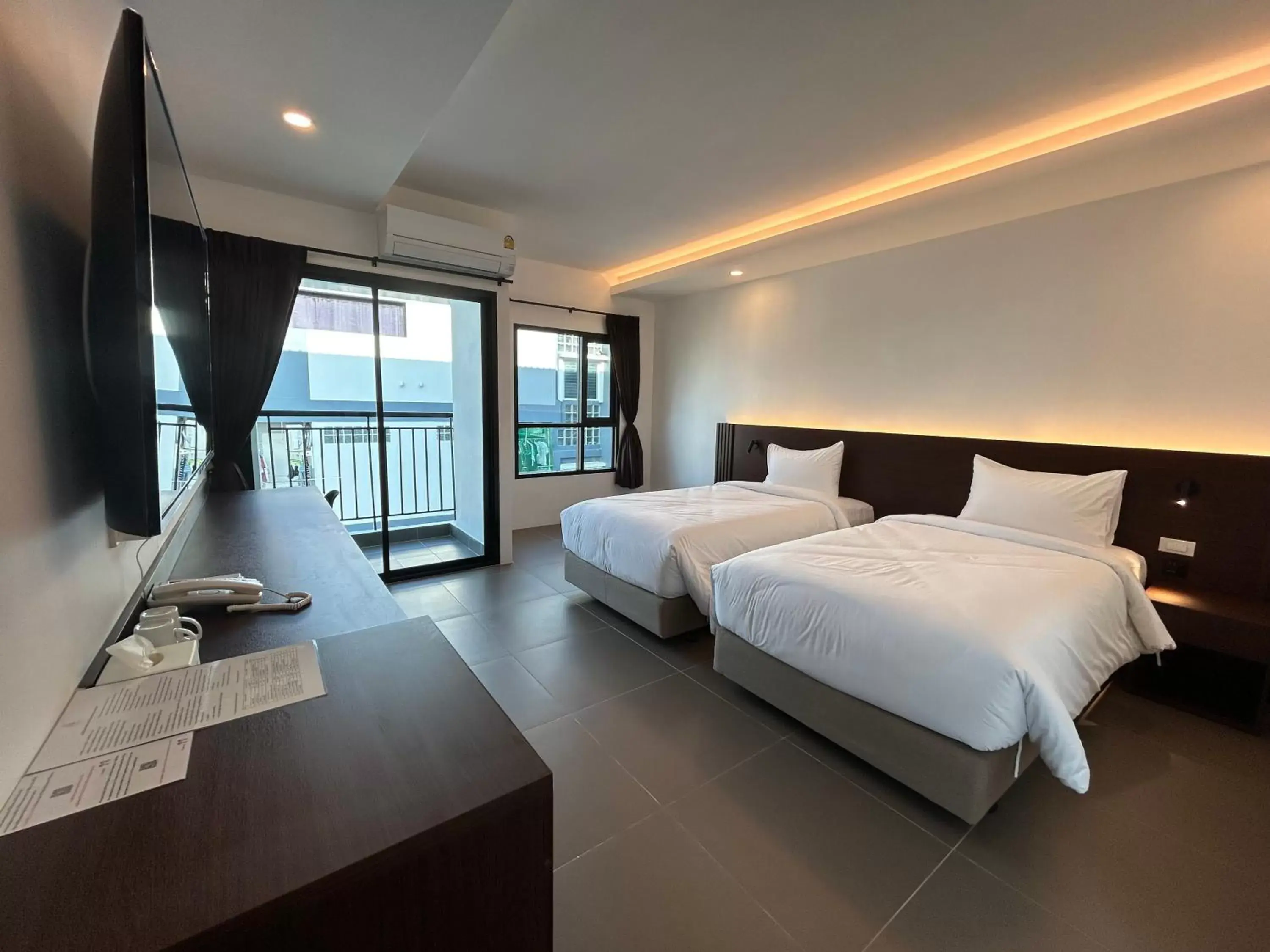 Superior Twin Room in GEEN Hotel Chonburi Superior Twin Room in GEEN Hotel Chonburi