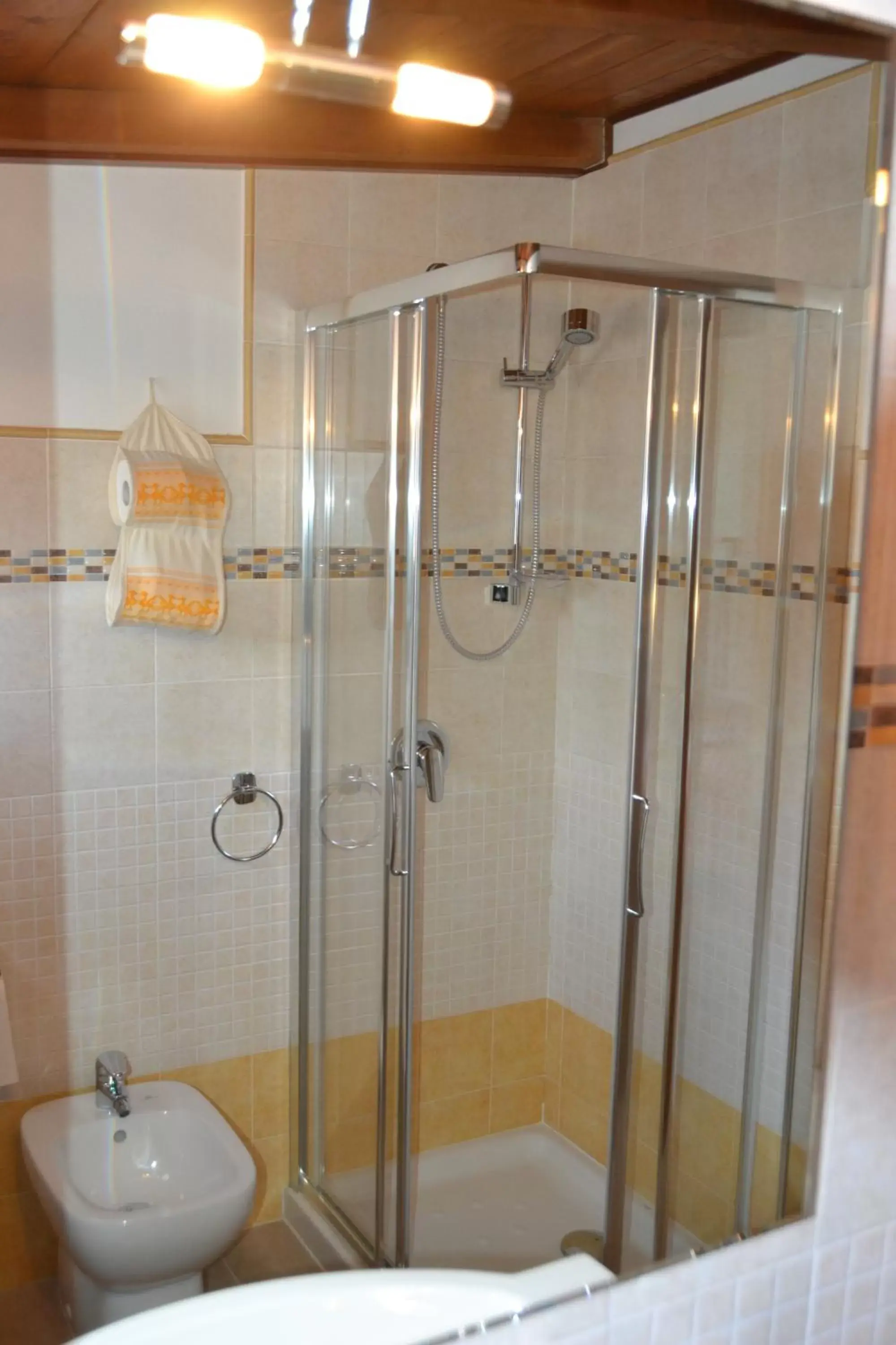 Deluxe Double or Twin Room with Balcony - single occupancy in B&B Fiori Deluxe Double or Twin Room with Balcony - single occupancy in B&B Fiori