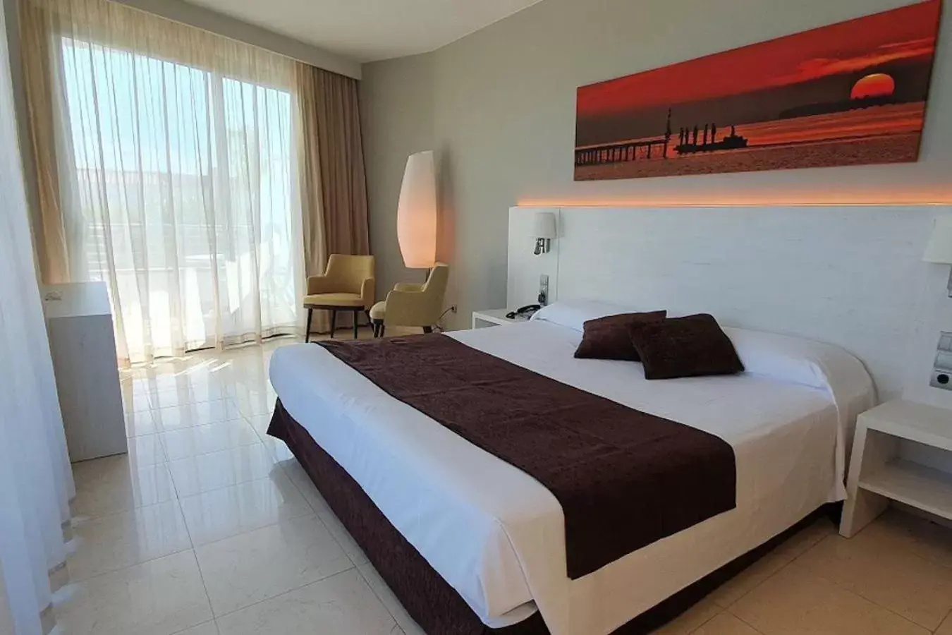 Junior Suite with Terrace in Miami Mar - Boutique Hotel & Restaurante Junior Suite with Terrace in Miami Mar - Boutique Hotel & Restaurante