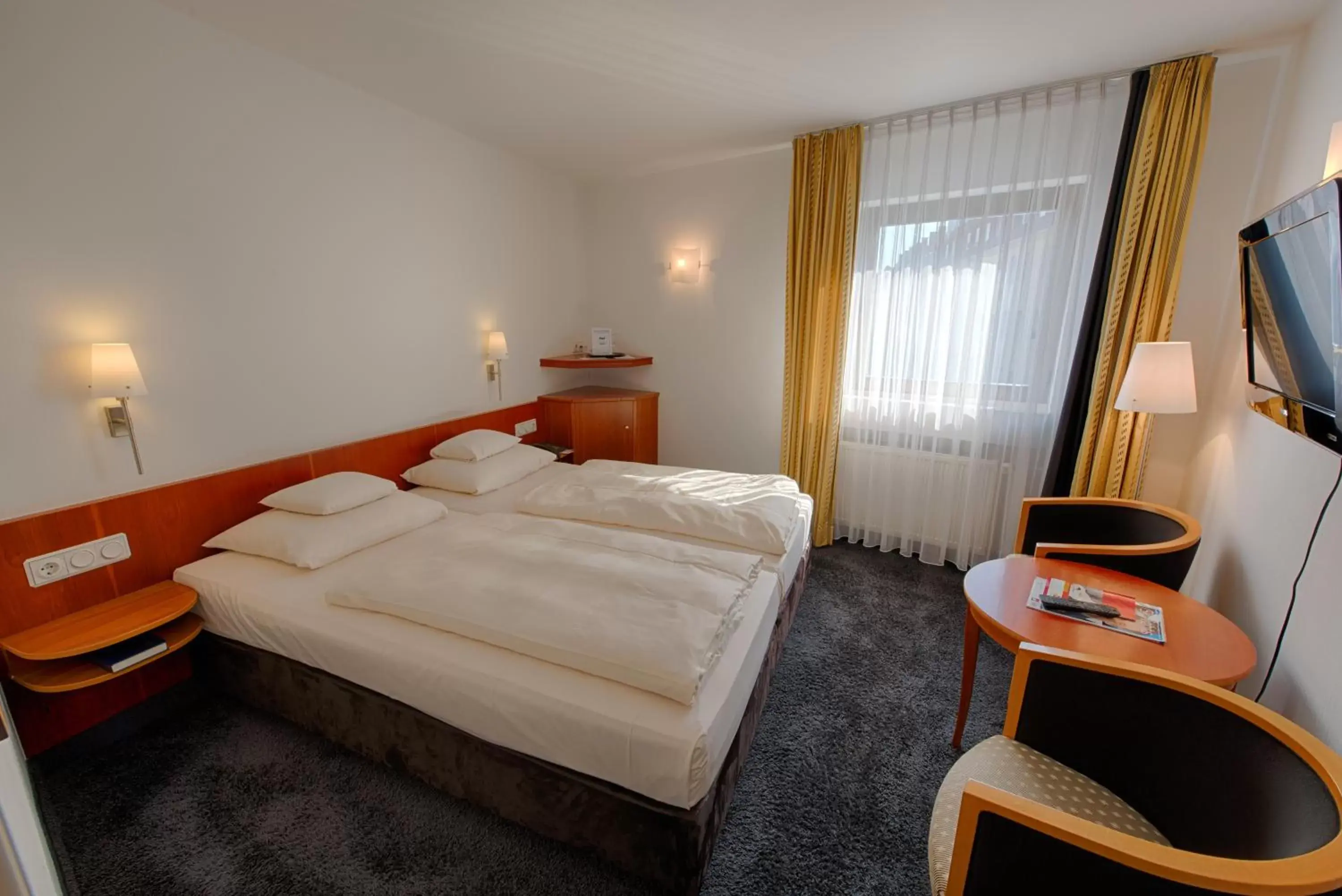 Special Offer - Standard Double Room in Hotel & Restaurant Walfisch Special Offer - Standard Double Room in Hotel & Restaurant Walfisch
