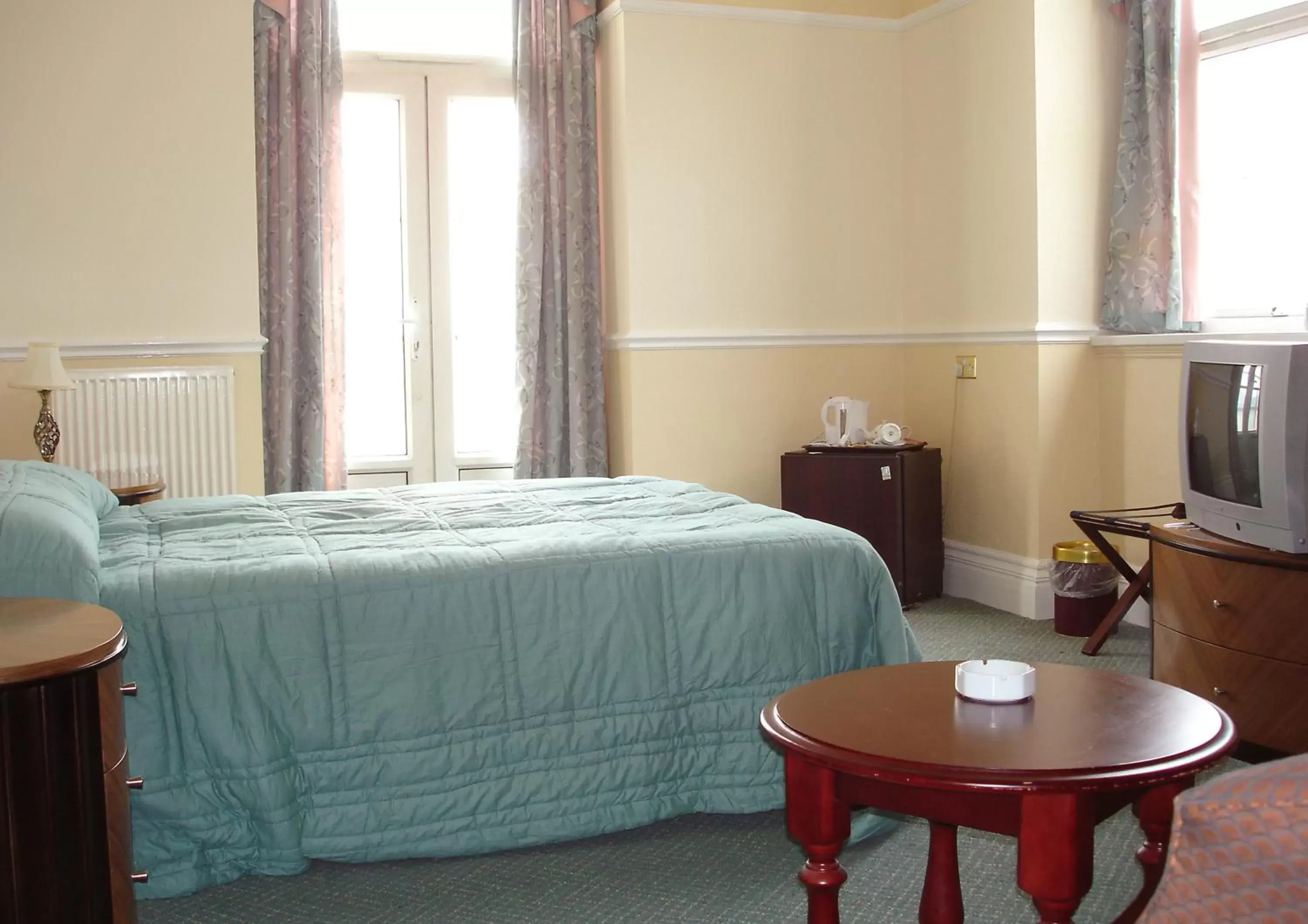 Double Room with Sea View in The Grand Hotel Double Room with Sea View in The Grand Hotel