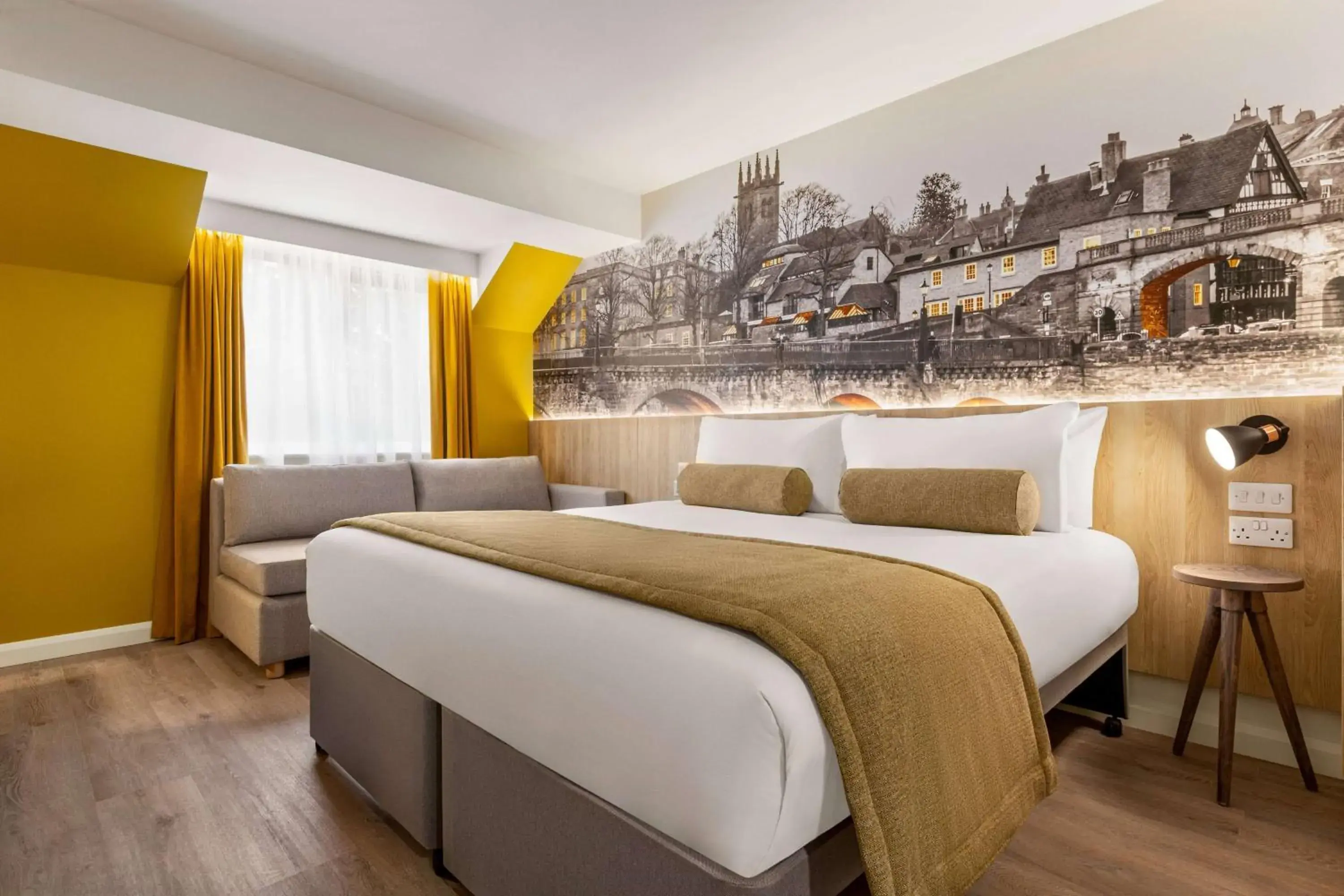 Bed in Days Inn Durham Bed in Days Inn Durham