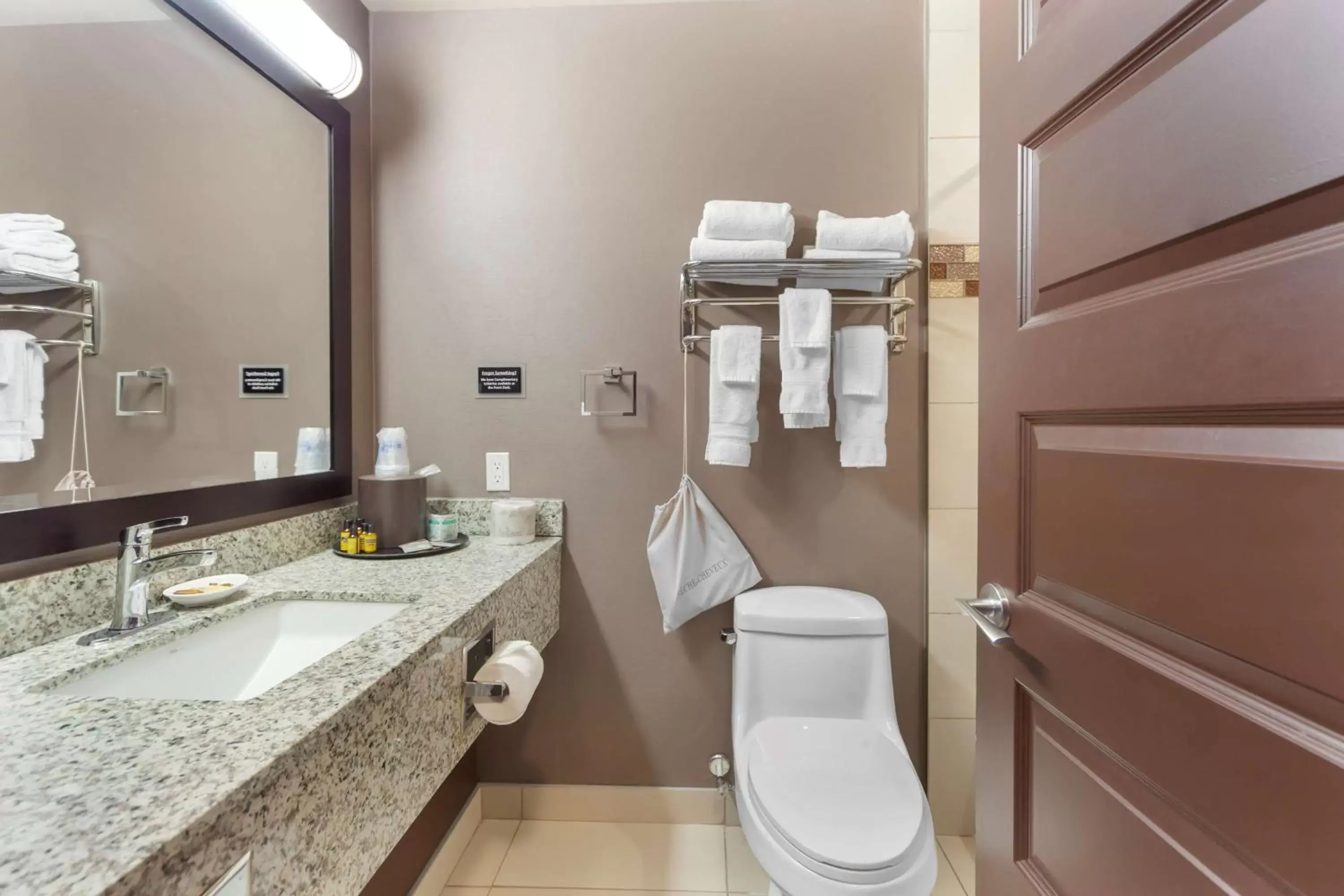 King Suite with Kitchenette - Non-Smoking in Best Western PLUS Fox Creek King Suite with Kitchenette - Non-Smoking in Best Western PLUS Fox Creek