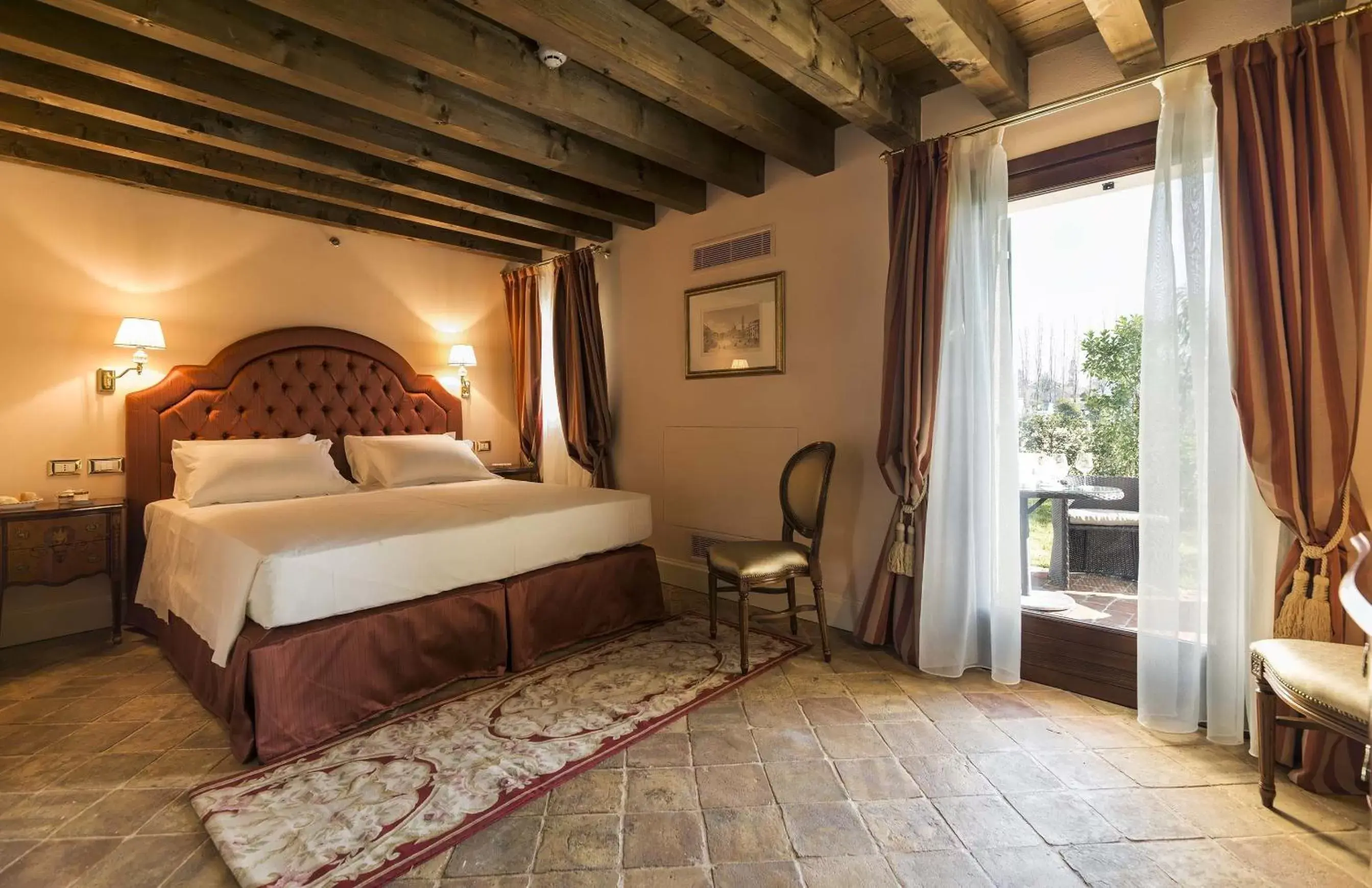 Double Room with Garden View in Hotel Villa Barbarich Venice Mestre Double Room with Garden View in Hotel Villa Barbarich Venice Mestre