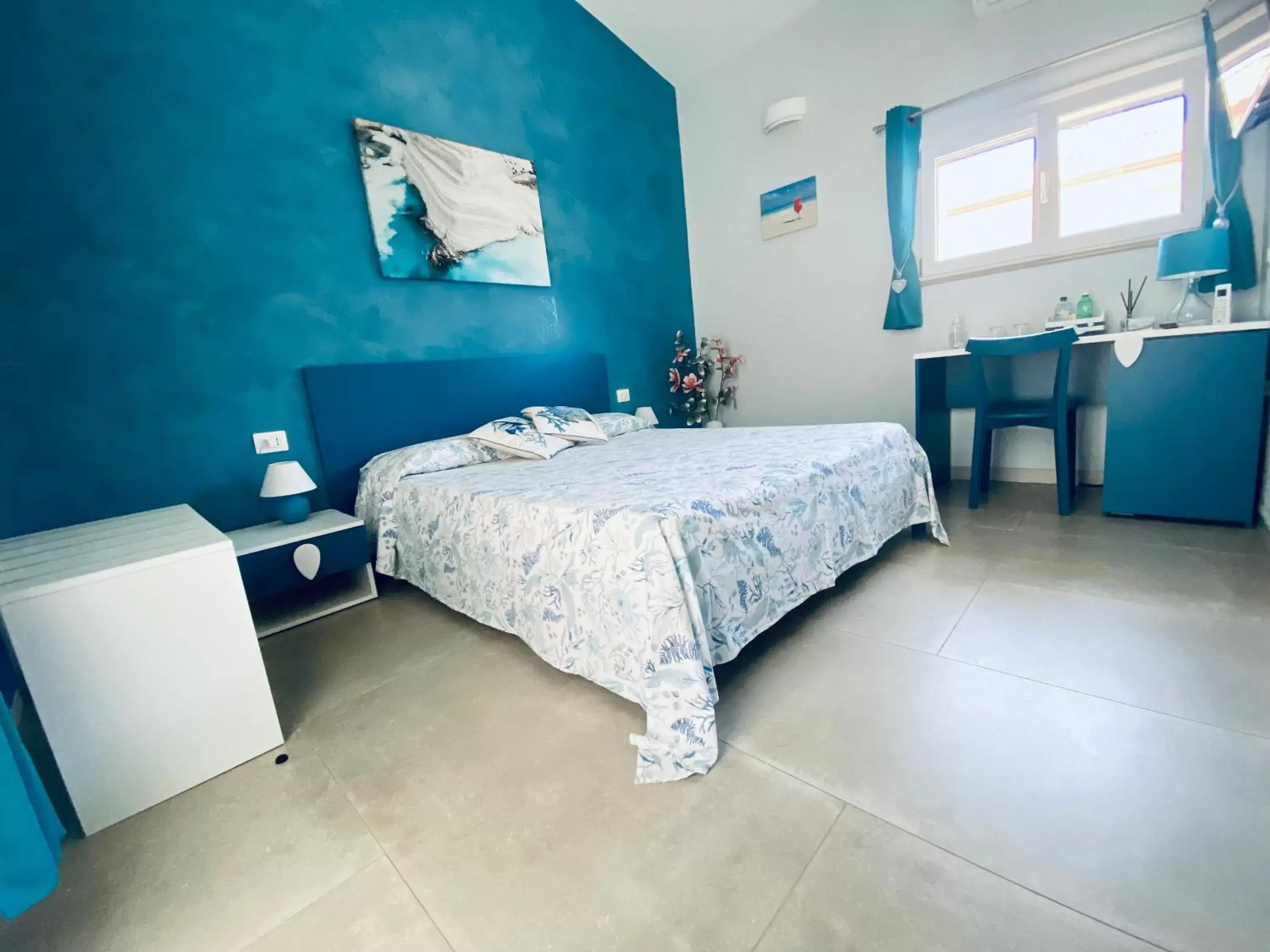 Double Room with Garden View in B&B L'EDEN DI CAPO BIANCO Double Room with Garden View in B&B L'EDEN DI CAPO BIANCO