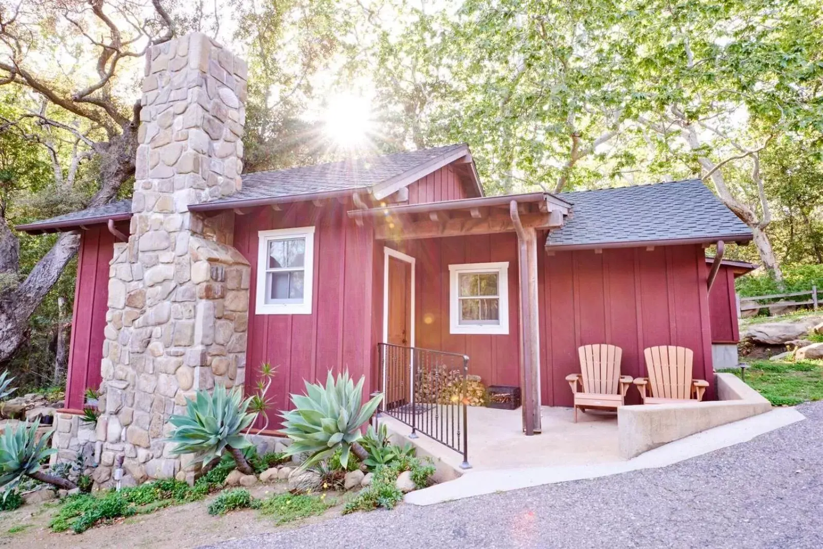 Creekside Cottage in Circle Bar B Guest Ranch Creekside Cottage in Circle Bar B Guest Ranch