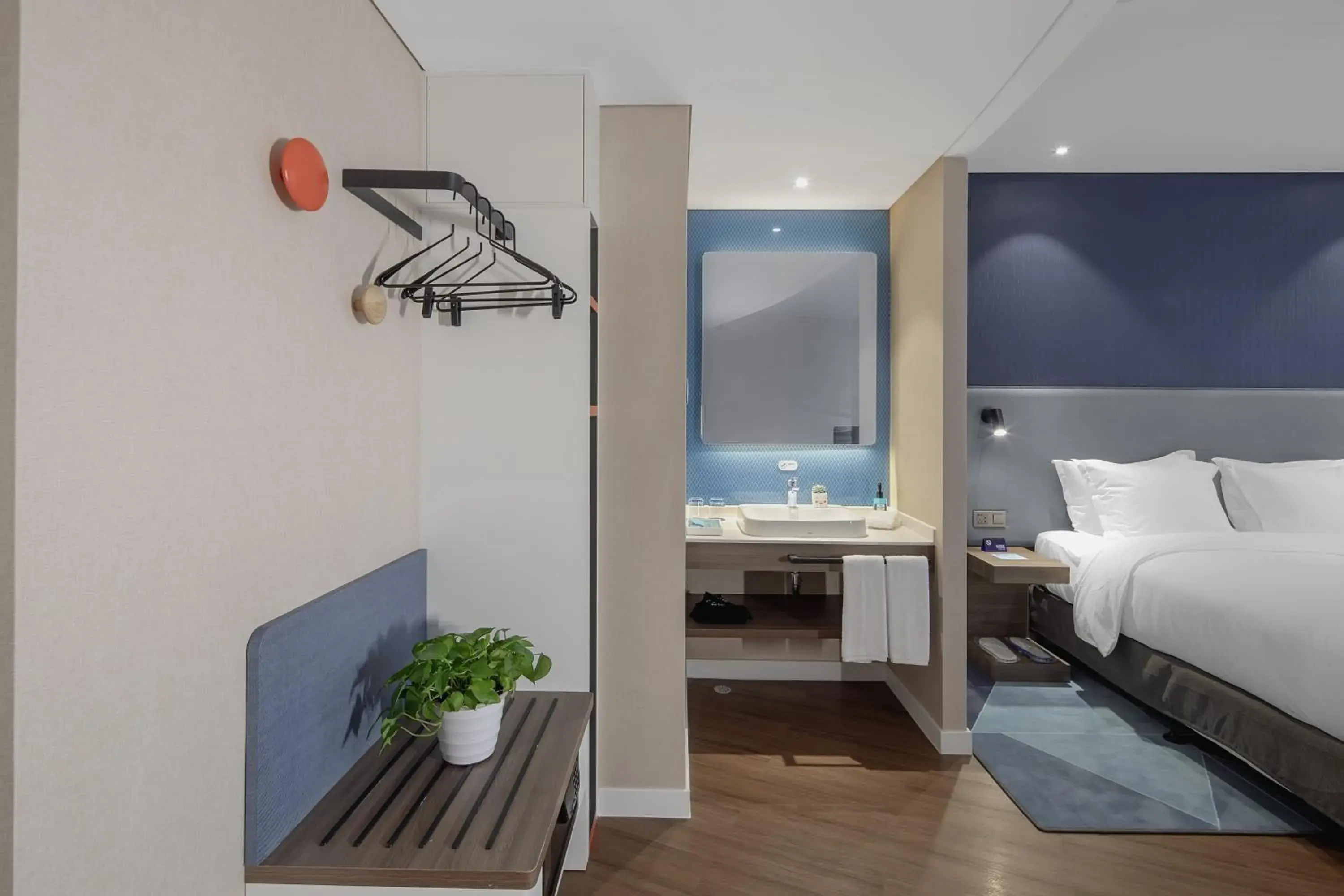 One-Bedroom Suite in Holiday Inn Express Shanghai Chongming, an IHG Hotel One-Bedroom Suite in Holiday Inn Express Shanghai Chongming, an IHG Hotel