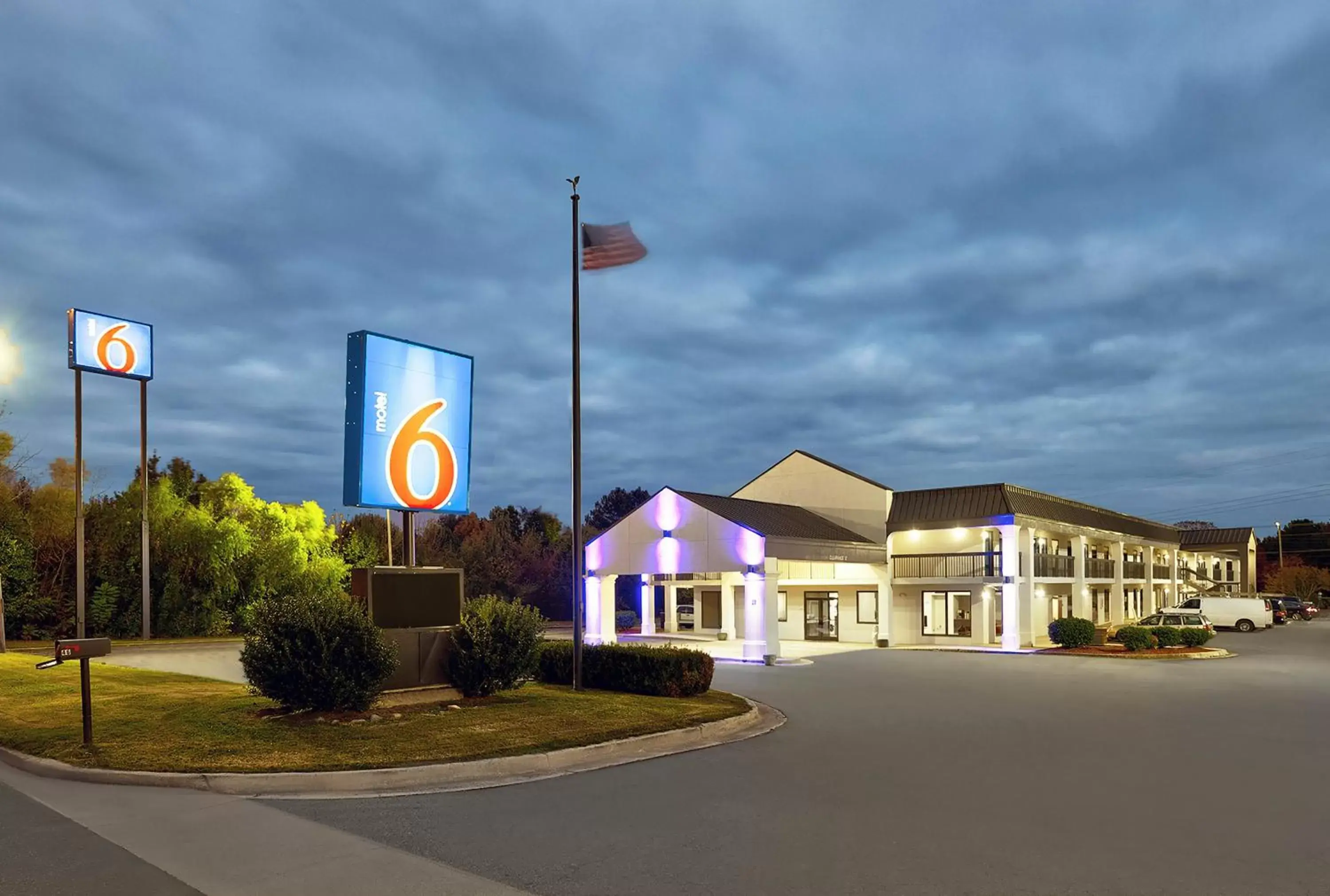 Motel 6 Scottsboro, AL Hwy 72 Motel 6 Scottsboro, AL Hwy 72