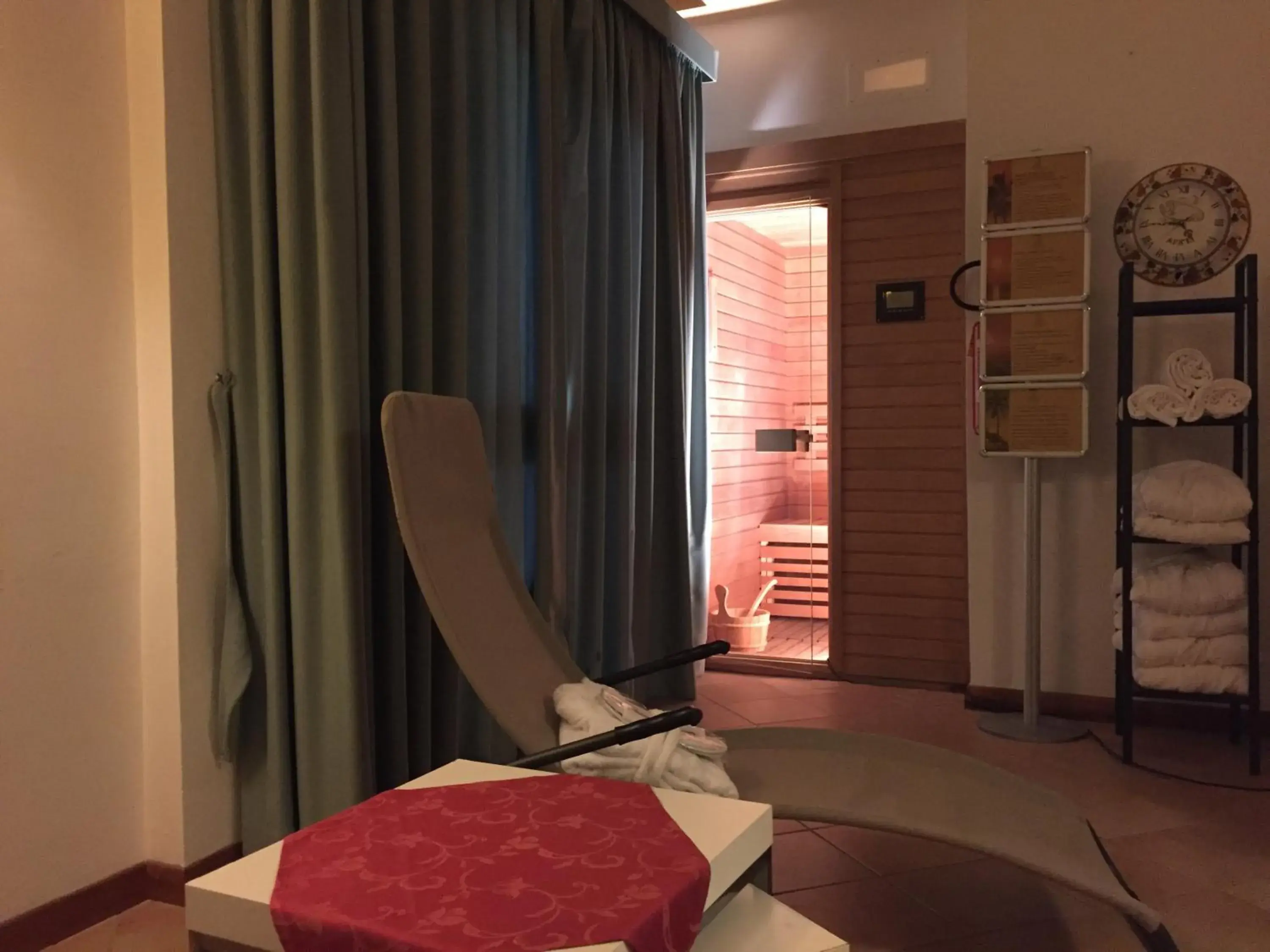 Double or Twin Room with Spa Access in Hotel Brigantino Non Dista Double or Twin Room with Spa Access in Hotel Brigantino Non Dista