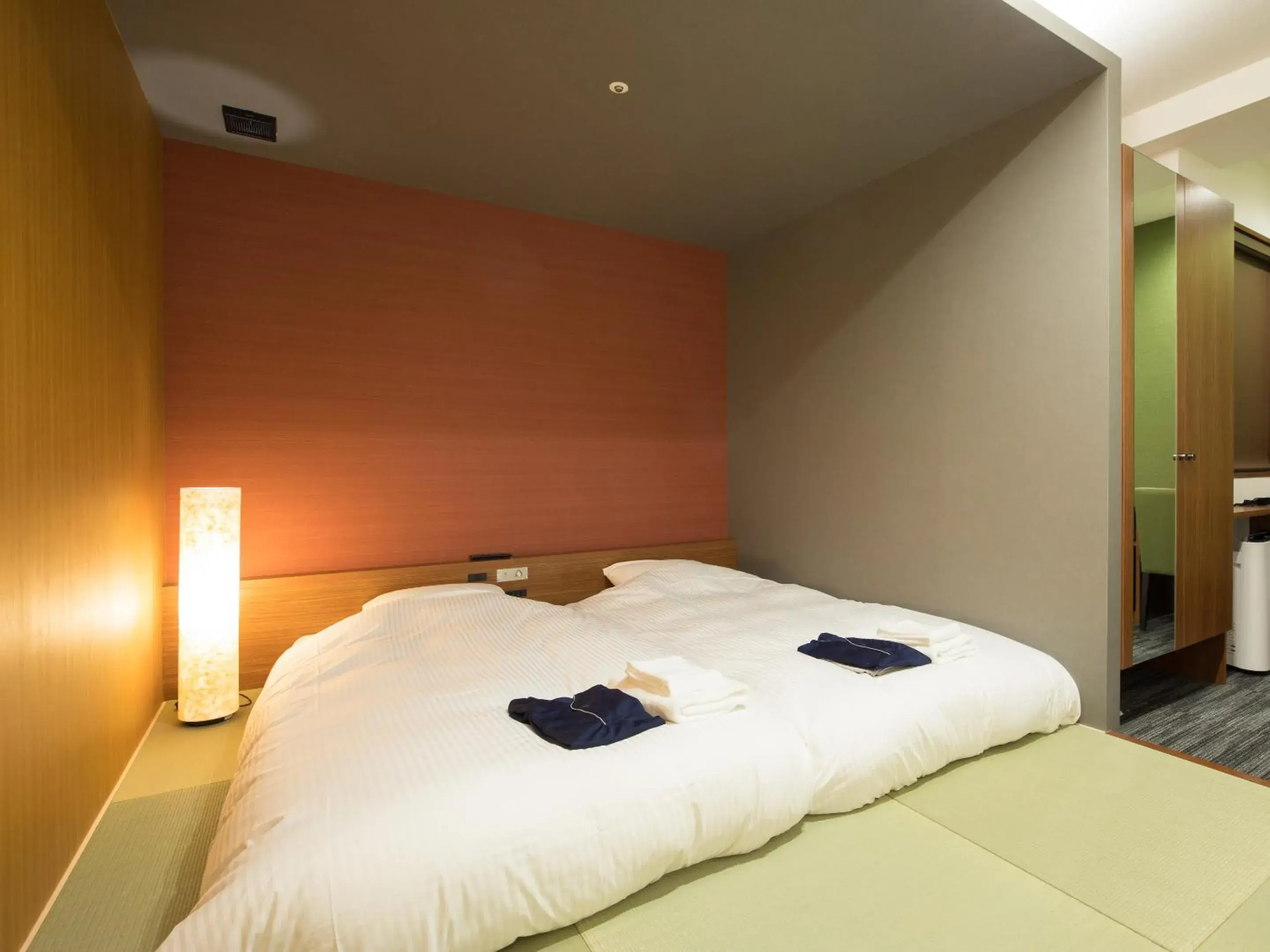 Japanese-Style Room in Gardens Cabin Japanese-Style Room in Gardens Cabin