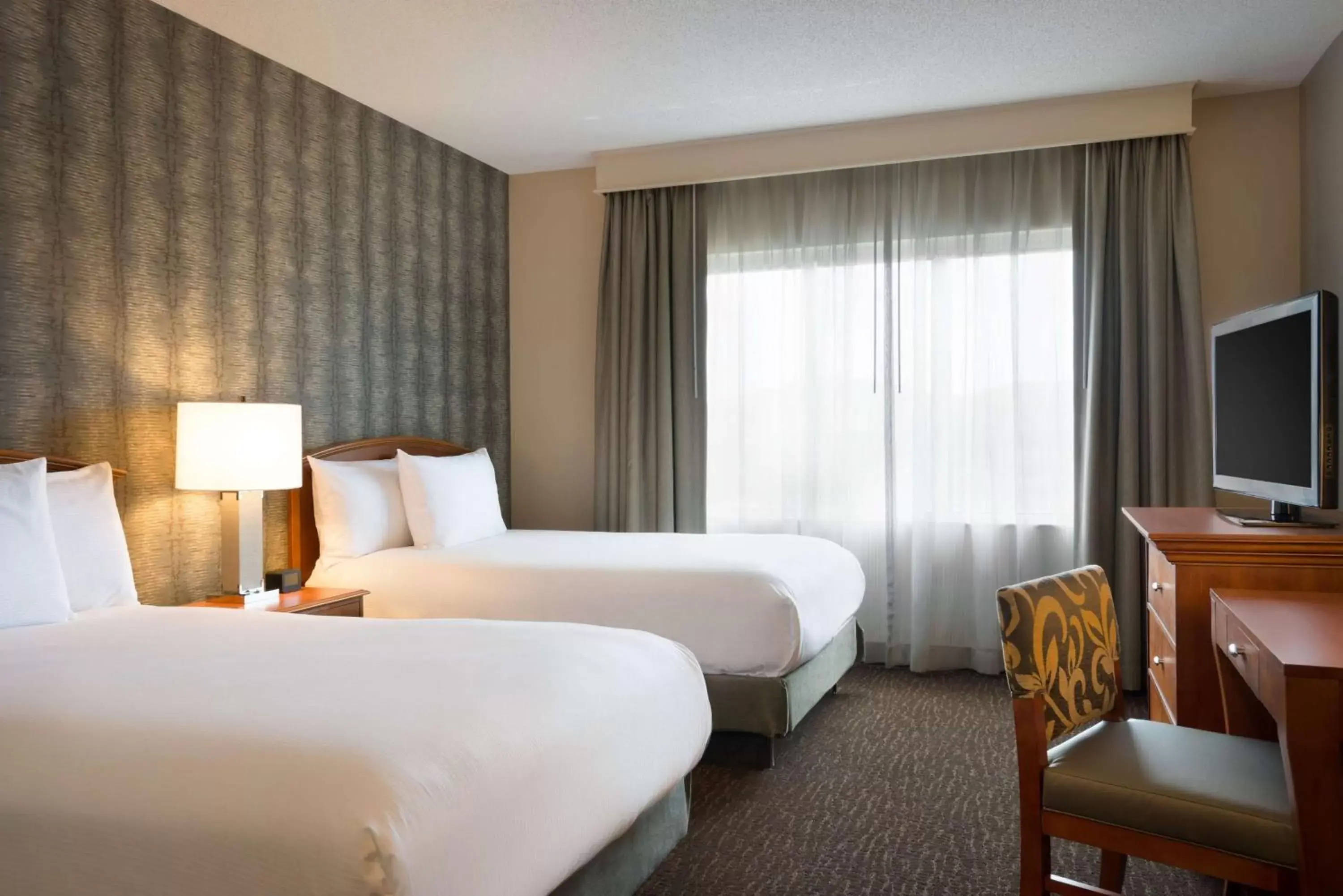 Premium Double Suite in Embassy Suites by Hilton Franklin Cool Spring Premium Double Suite in Embassy Suites by Hilton Franklin Cool Spring