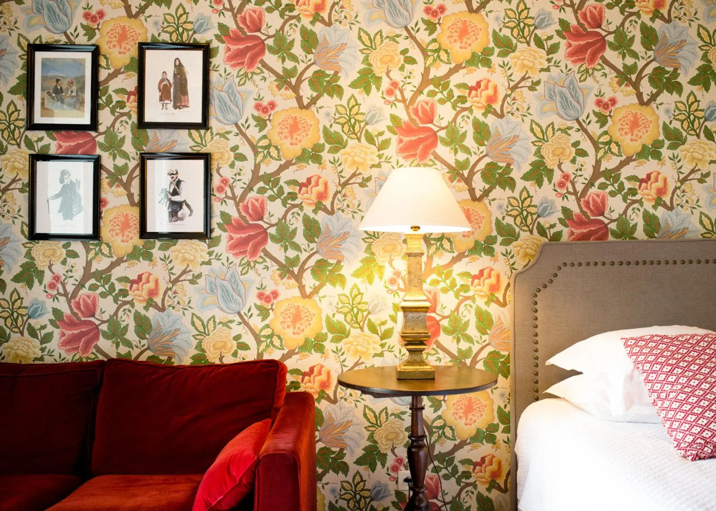 Superior Triple Room in Demeure Castel Brando Hôtel & Spa Superior Triple Room in Demeure Castel Brando Hôtel & Spa