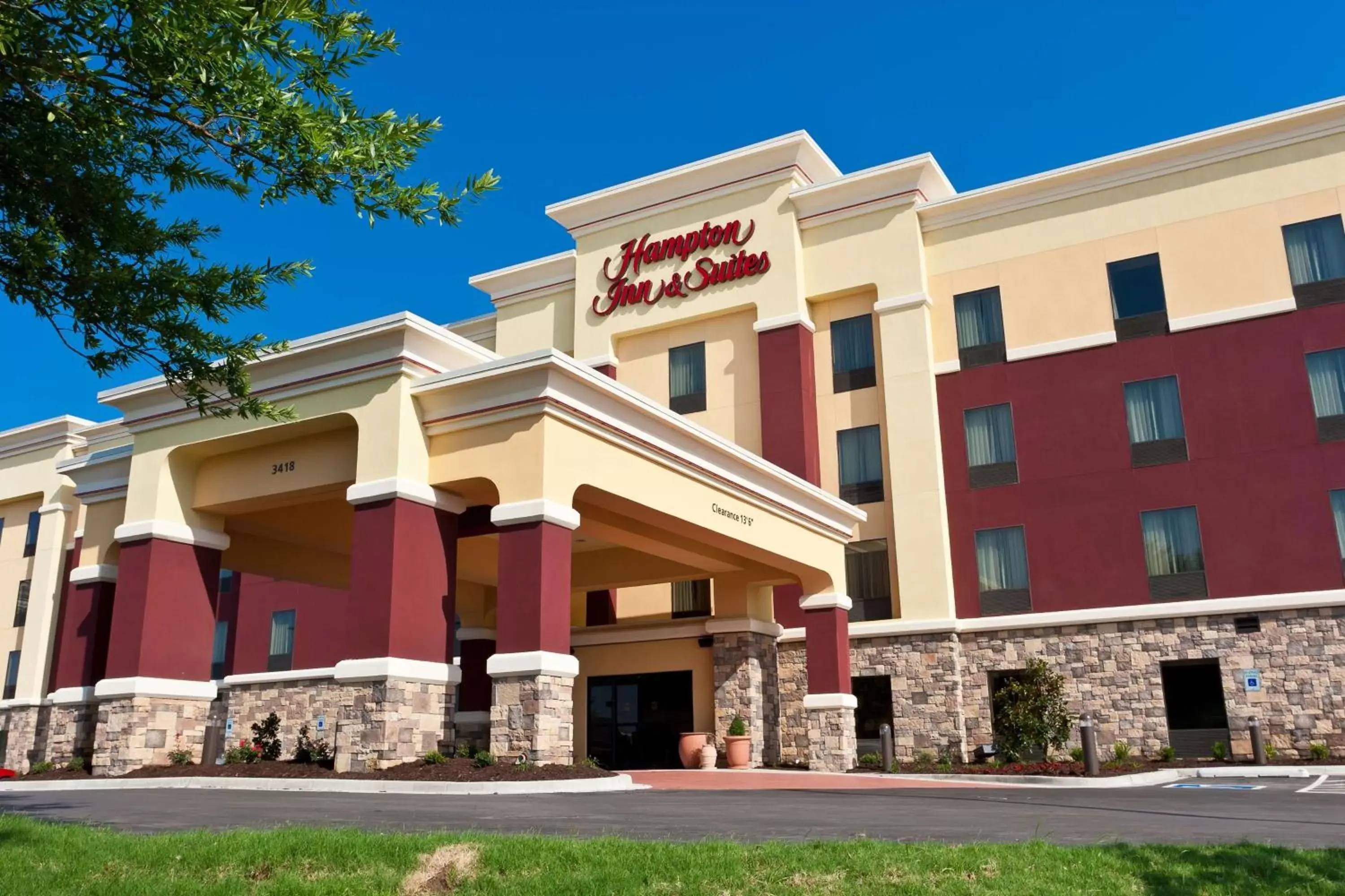 Hampton Inn and Suites Tulsa Central Hampton Inn and Suites Tulsa Central