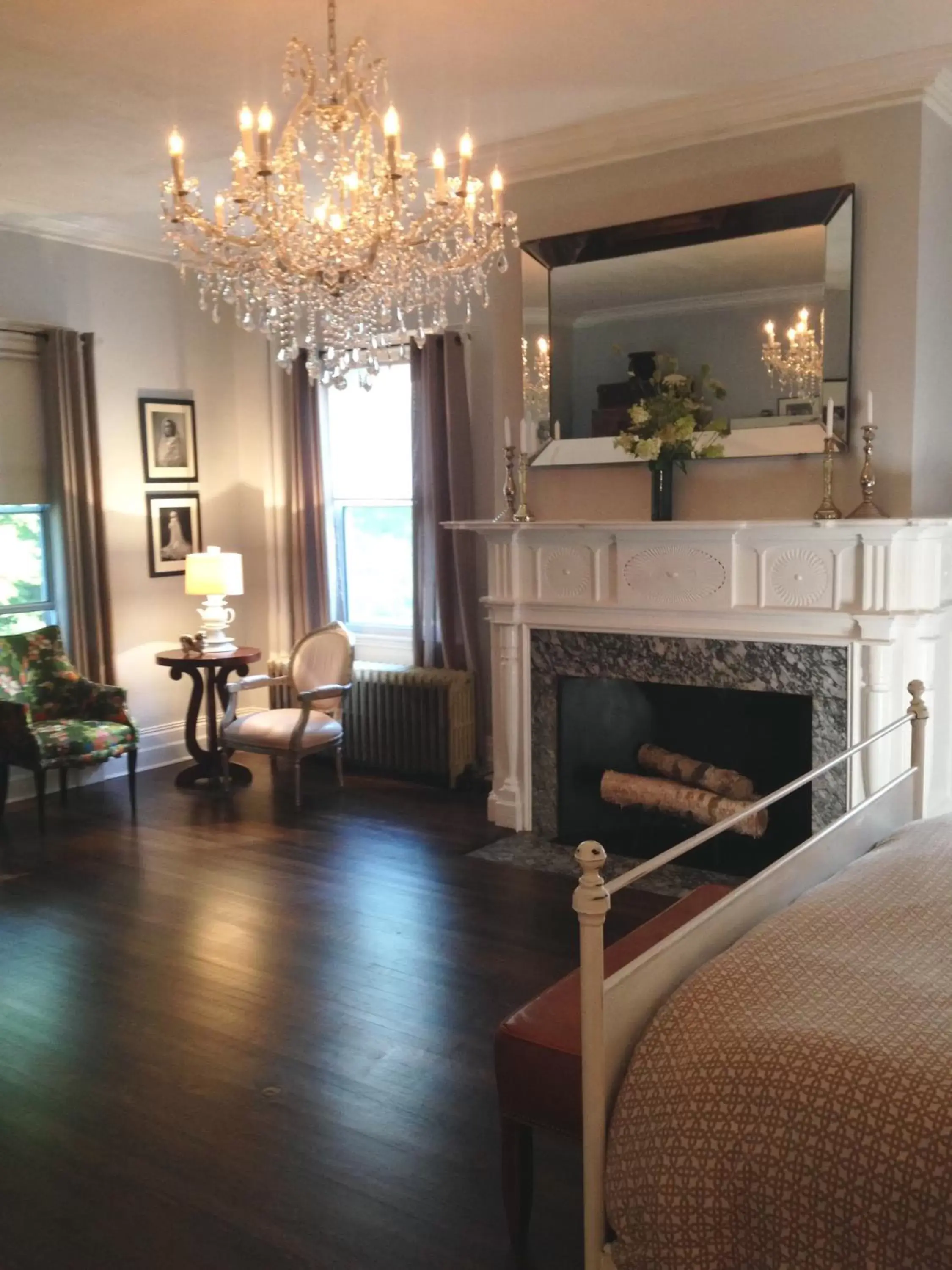 Deluxe King Suite in Gardner Farm Inn Deluxe King Suite in Gardner Farm Inn