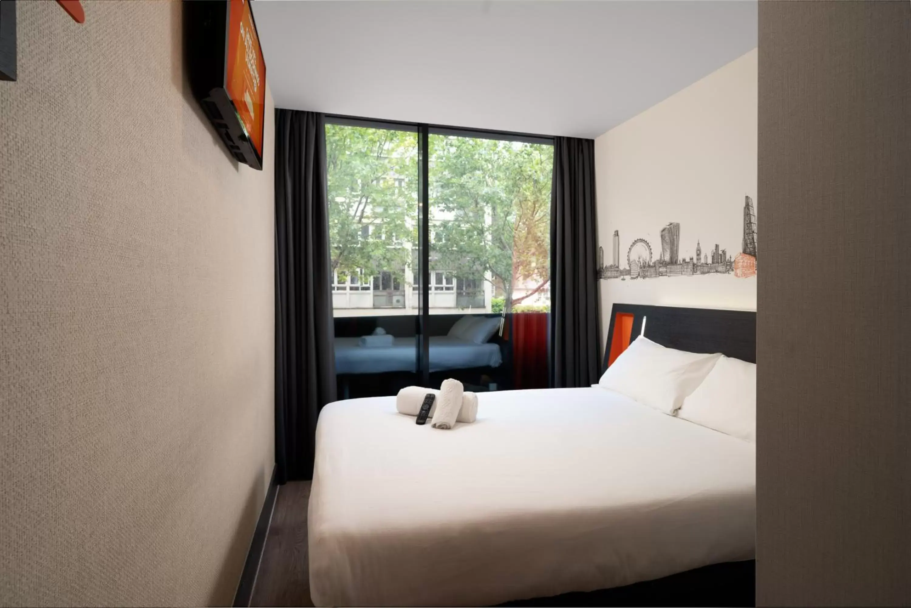 Double Room in easyHotel Oxford Double Room in easyHotel Oxford