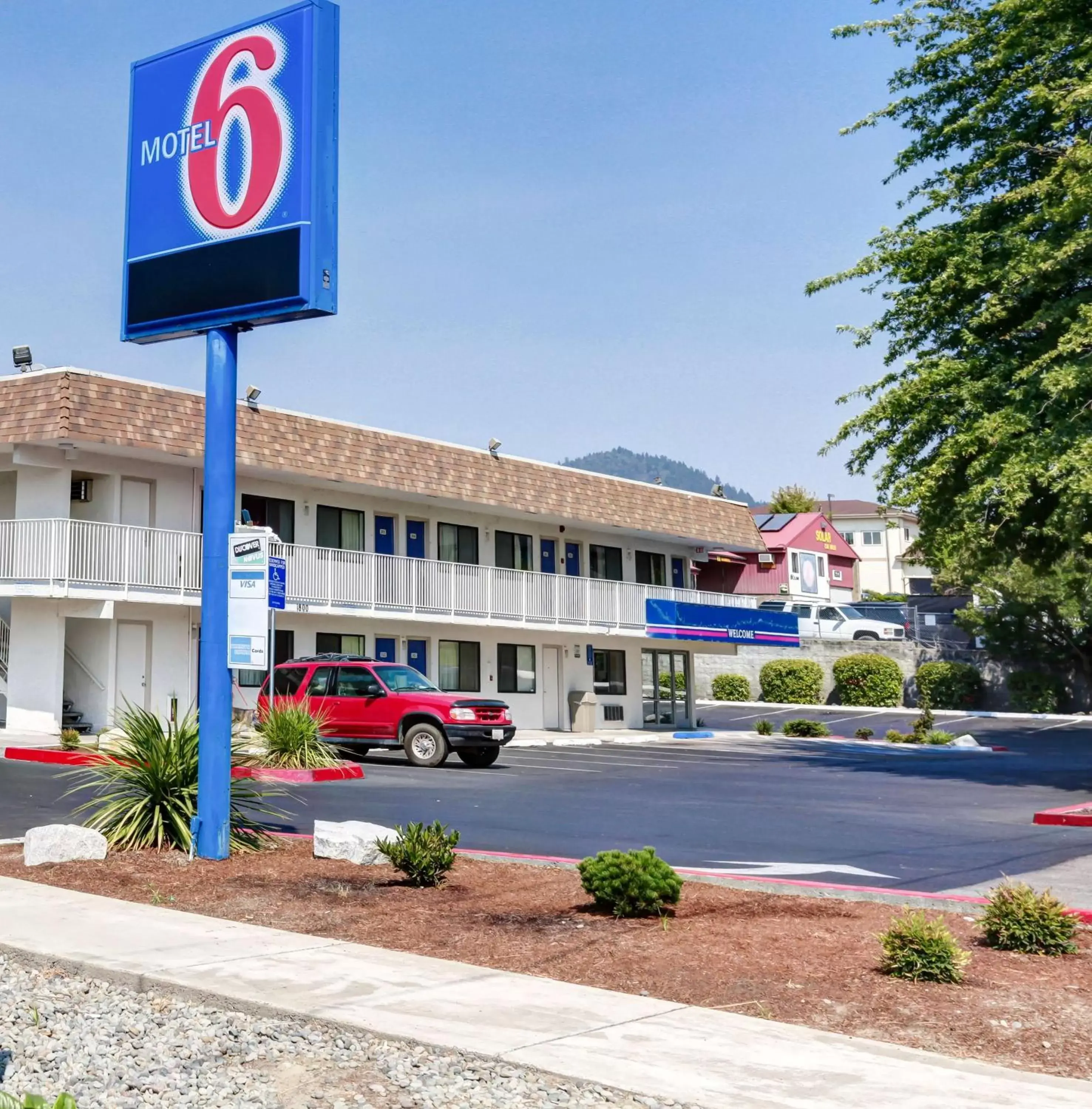 Motel 6-Grants Pass, OR Motel 6-Grants Pass, OR