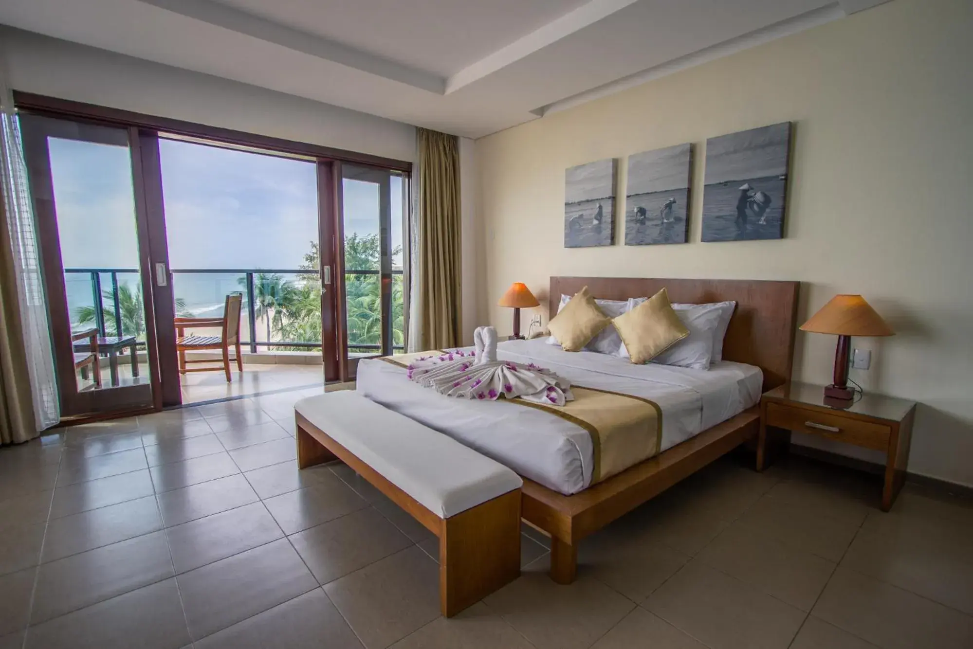 Suite - Beach Front in Unique Mui Ne Resort and Spa Suite - Beach Front in Unique Mui Ne Resort and Spa