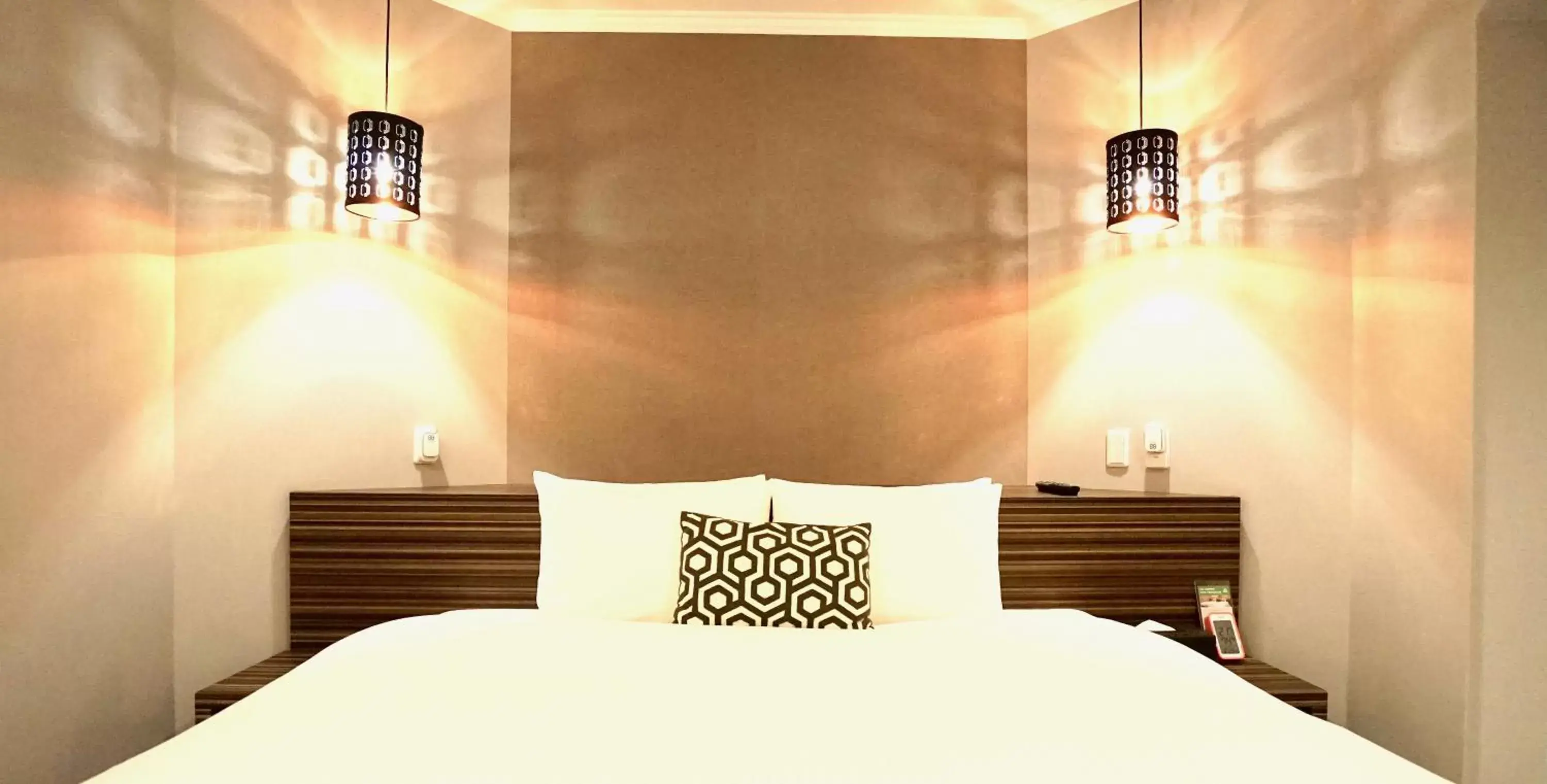 Superior Double Room - Main Building in Hotel 88 Shinsaibashi Superior Double Room - Main Building in Hotel 88 Shinsaibashi