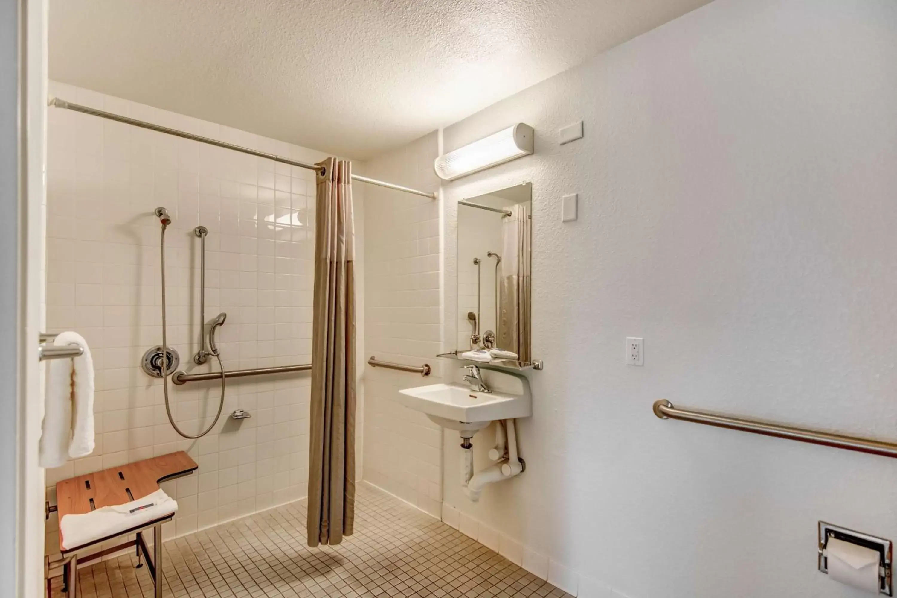 Double Room - Disability Access - Roll In Shower in Motel 6-Stockton, CA - North Double Room - Disability Access - Roll In Shower in Motel 6-Stockton, CA - North