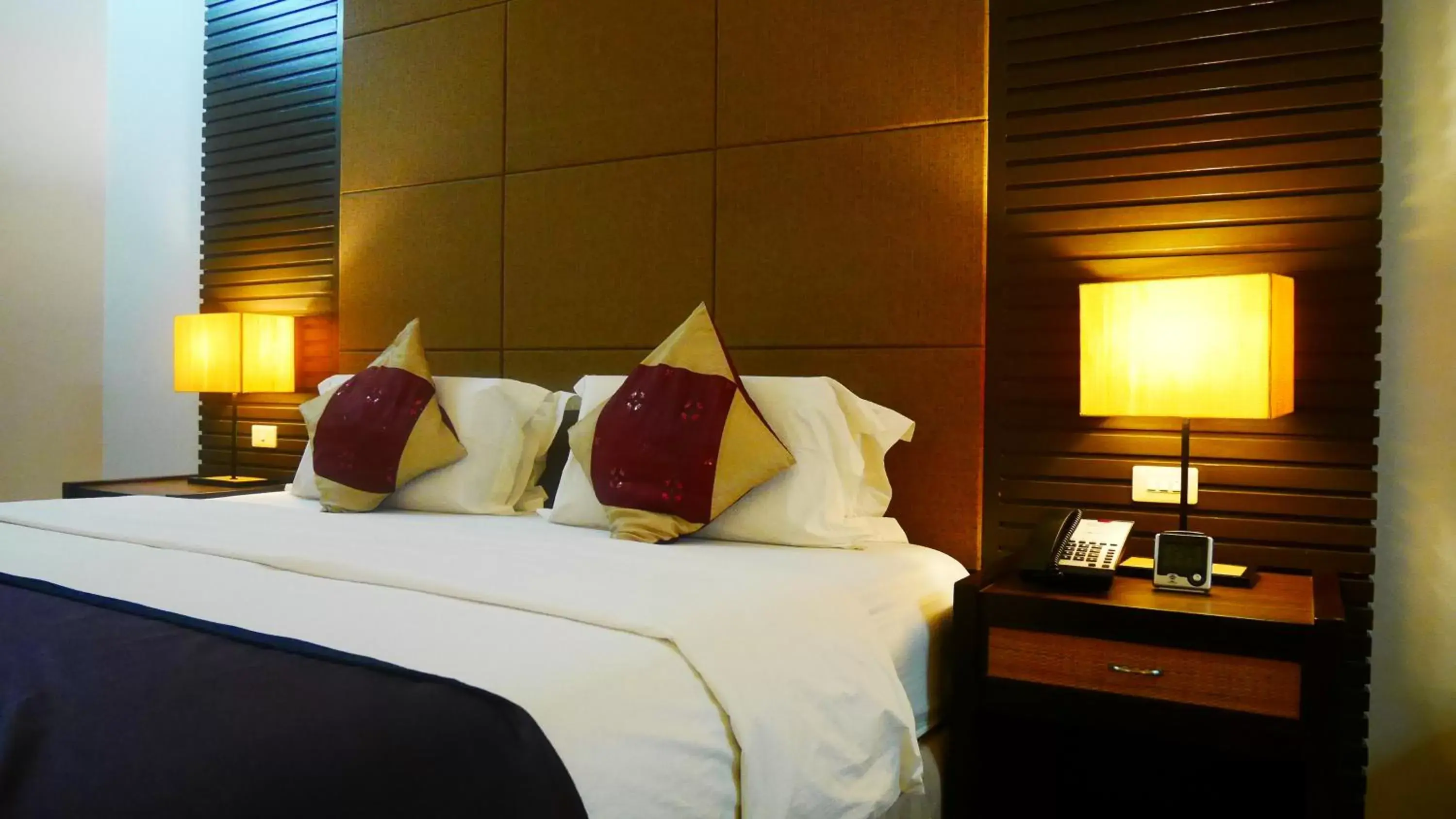 Circle Inn Hotel and Suites Bacolod Circle Inn Hotel and Suites Bacolod